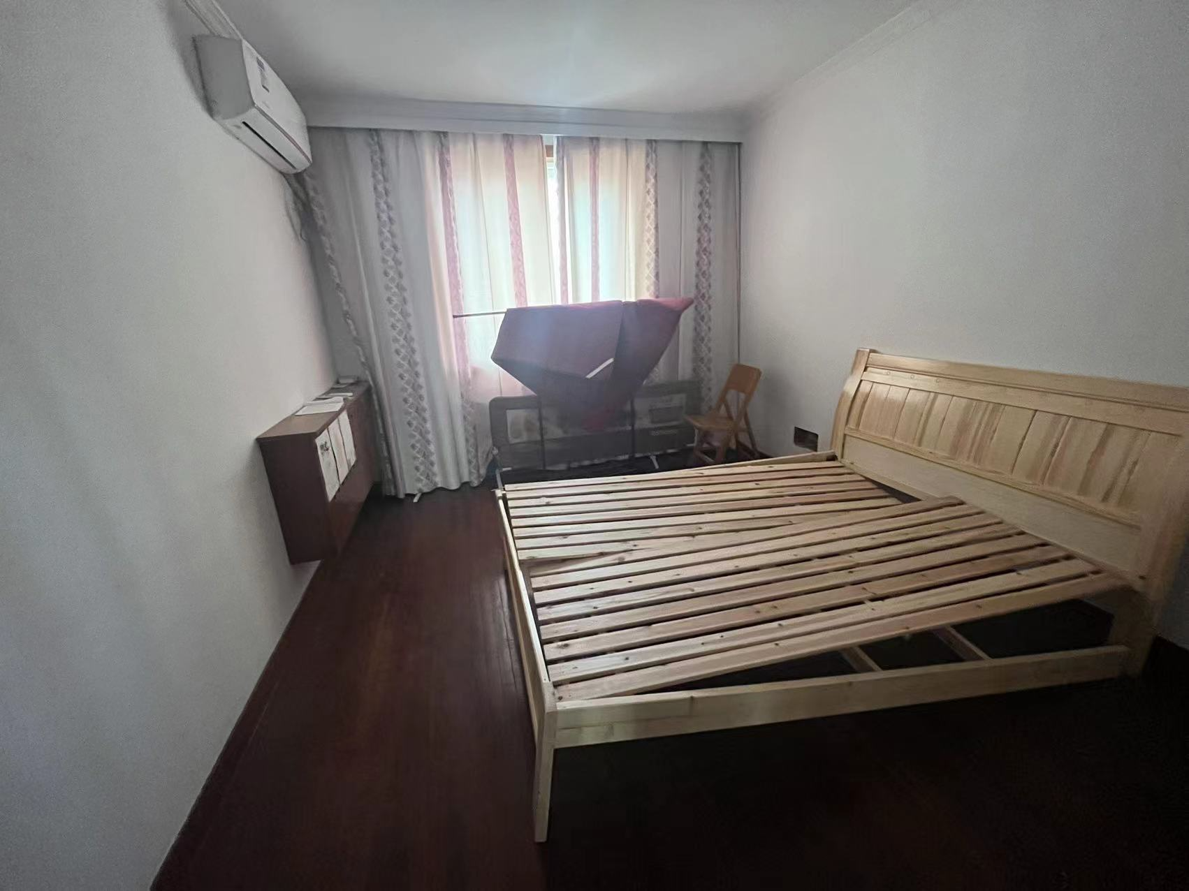 瑞丰花园 5室3厅2卫 233m&sup2;