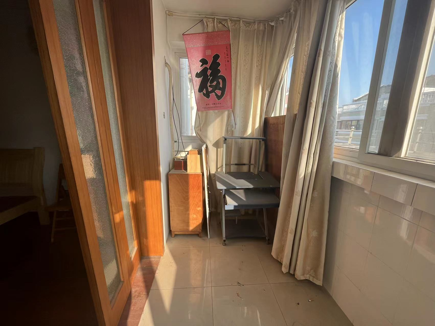 瑞丰花园 5室3厅2卫 233m&sup2;