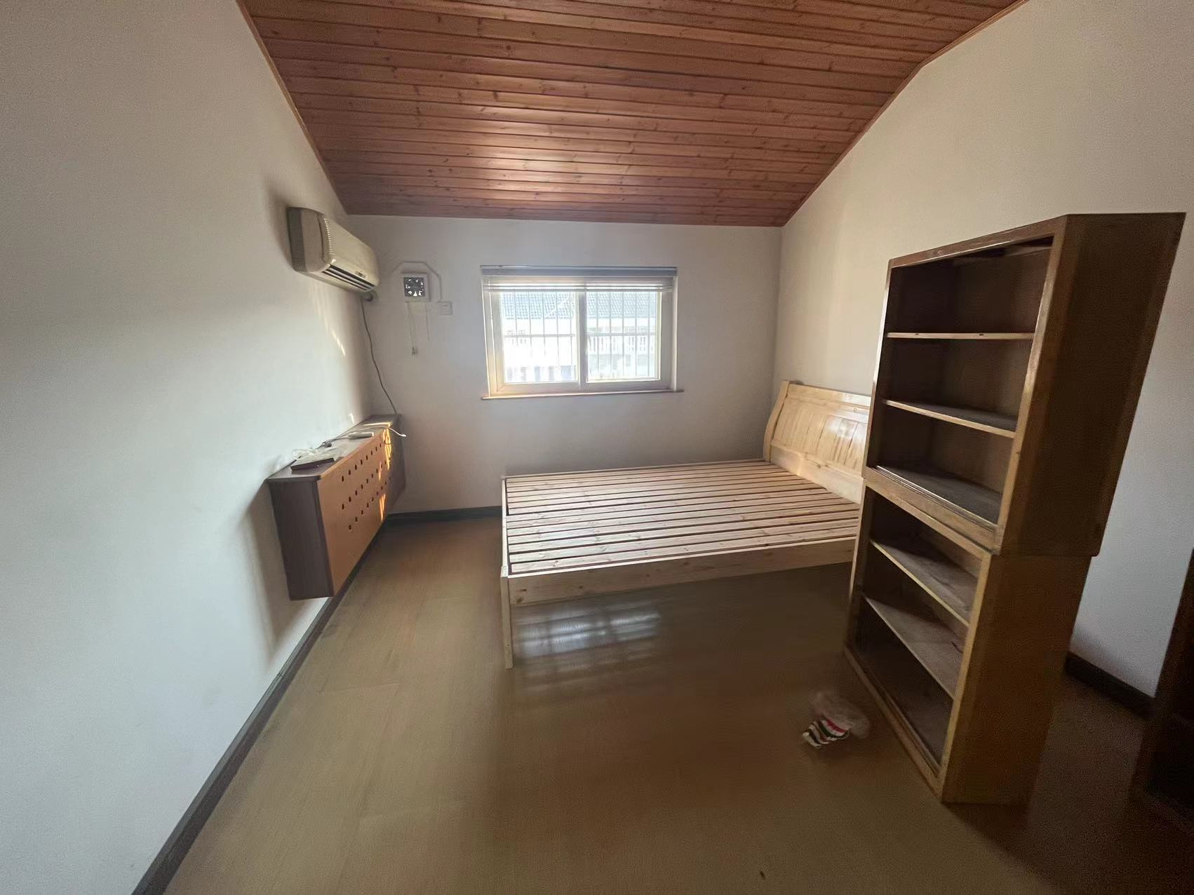 瑞丰花园 5室3厅2卫 233m&sup2;