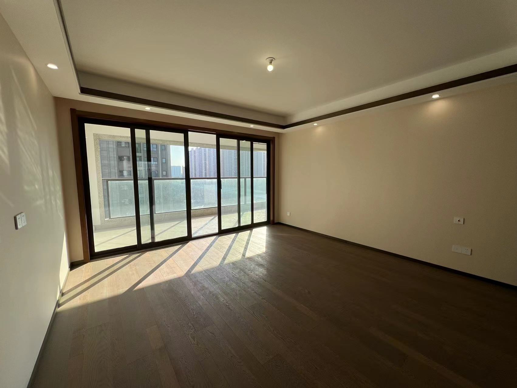 远创东樾 4室2厅3卫 153.74m&sup2;