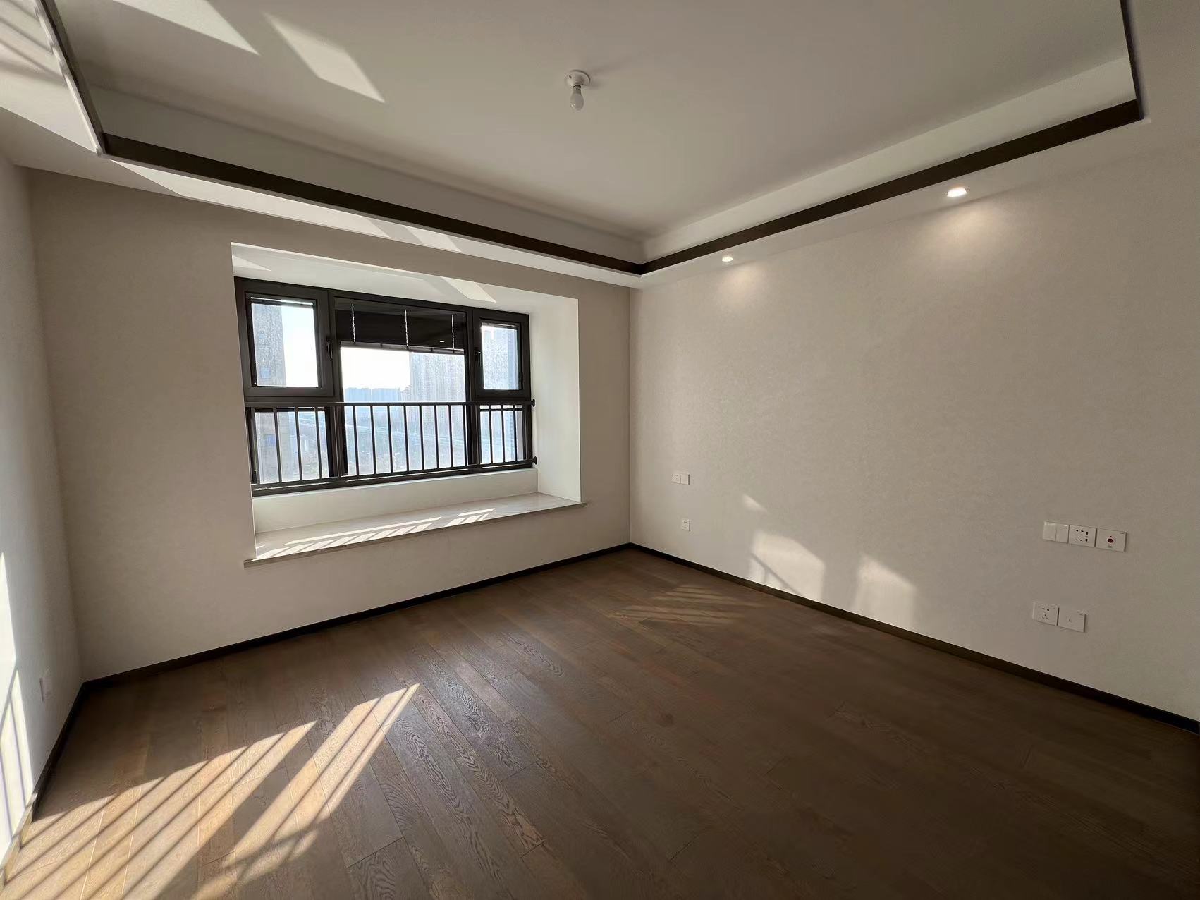 远创东樾 4室2厅3卫 153.74m&sup2;