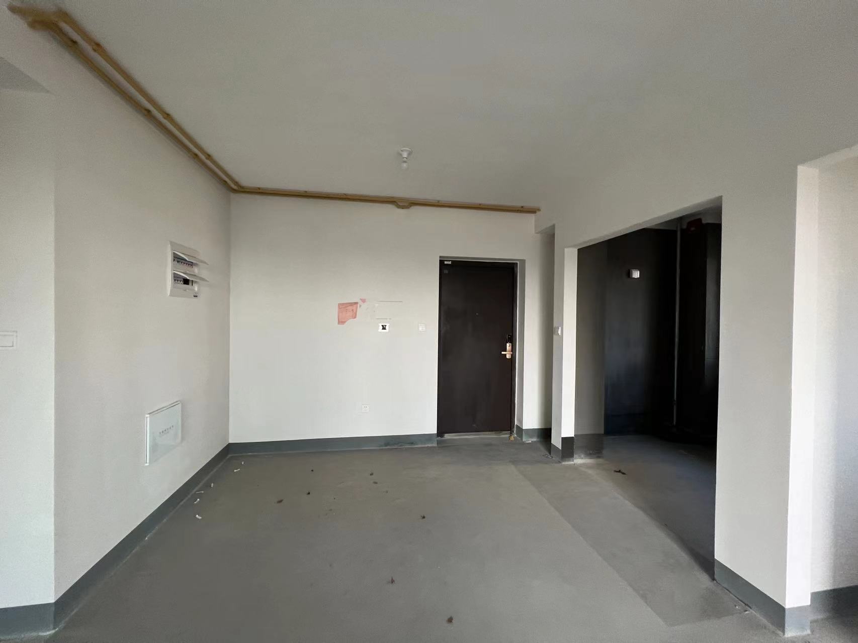招商新城雍景湾 3室2厅1卫 92m²