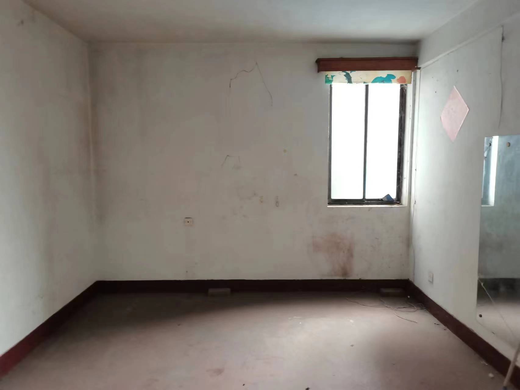 华能大厦 2室1厅1卫 74.33m&sup2;