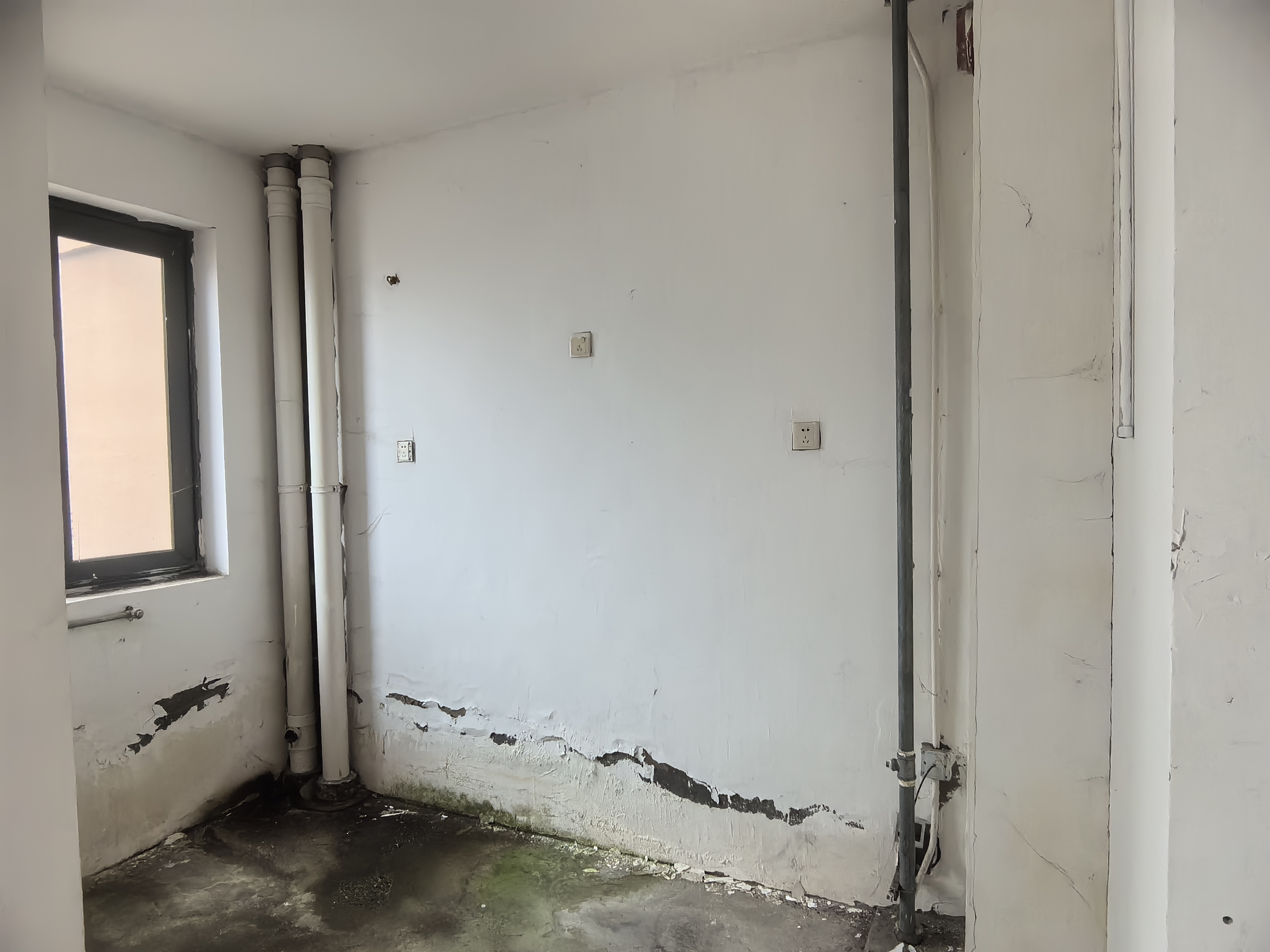 中港城皇家公寓 3室2厅2卫 141m&sup2;