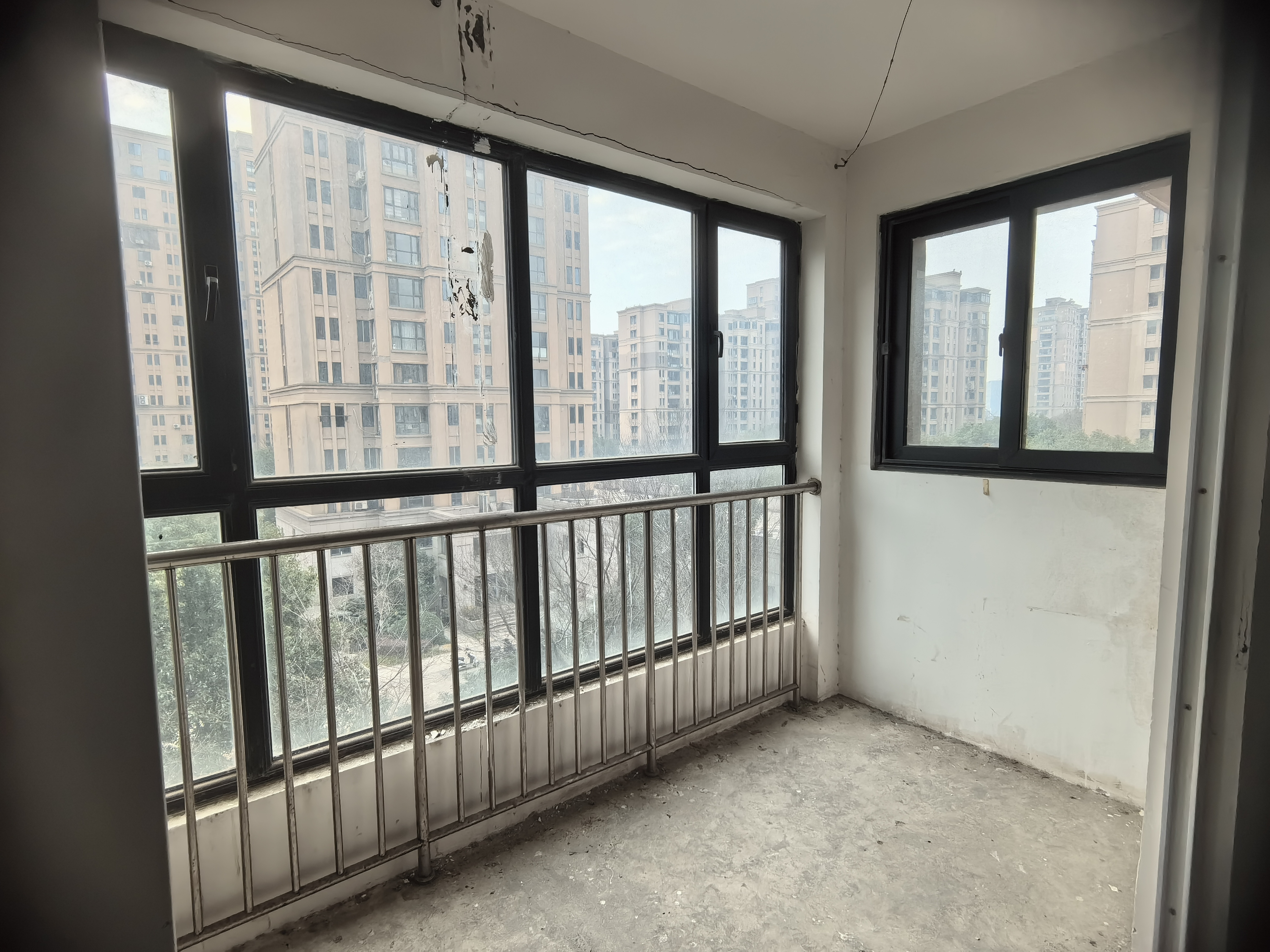 中港城皇家公寓 3室2厅2卫 141m&sup2;