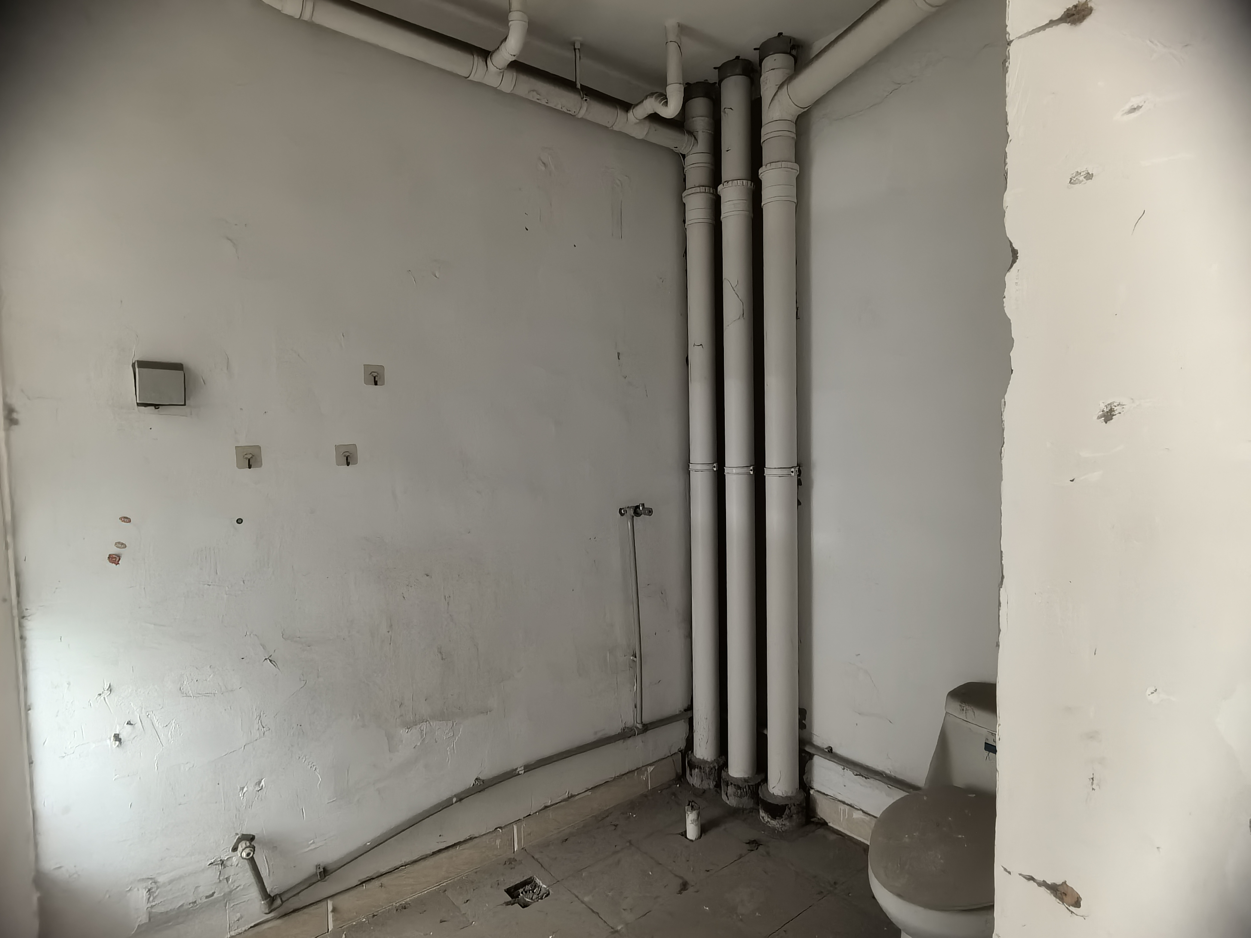 中港城皇家公寓 3室2厅2卫 141m&sup2;