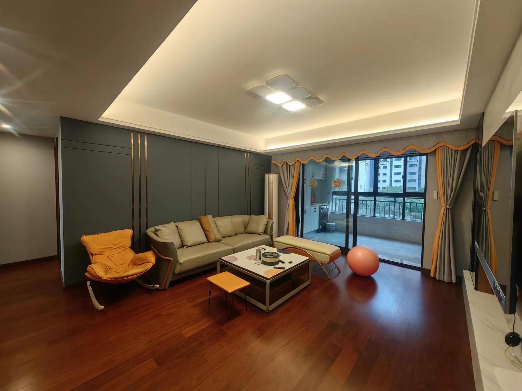 万科城市之光 3室2厅1卫 122.00m&sup2;
