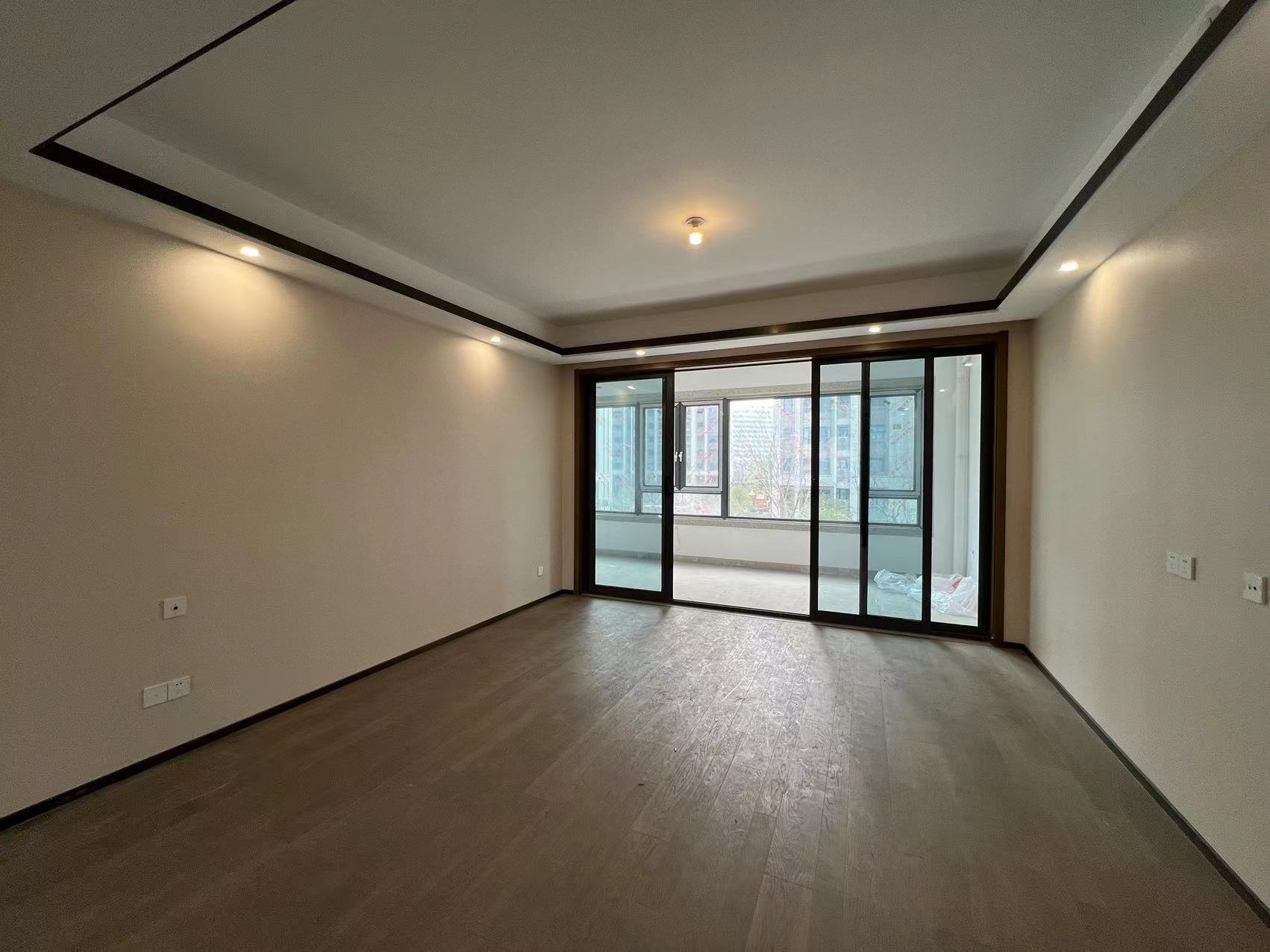远创东樾 4室2厅3卫 154.66m&sup2;
