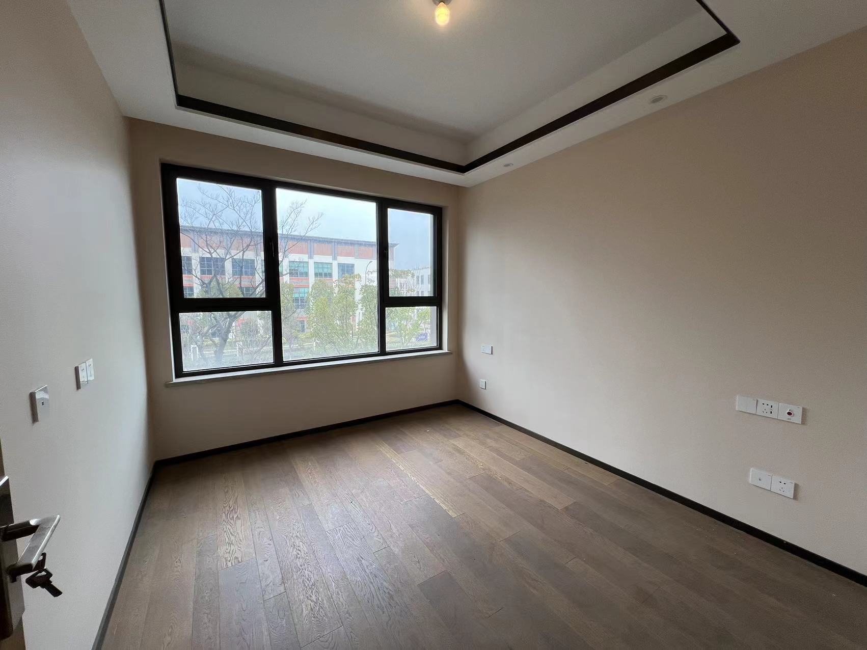 远创东樾 4室2厅3卫 154.66m&sup2;