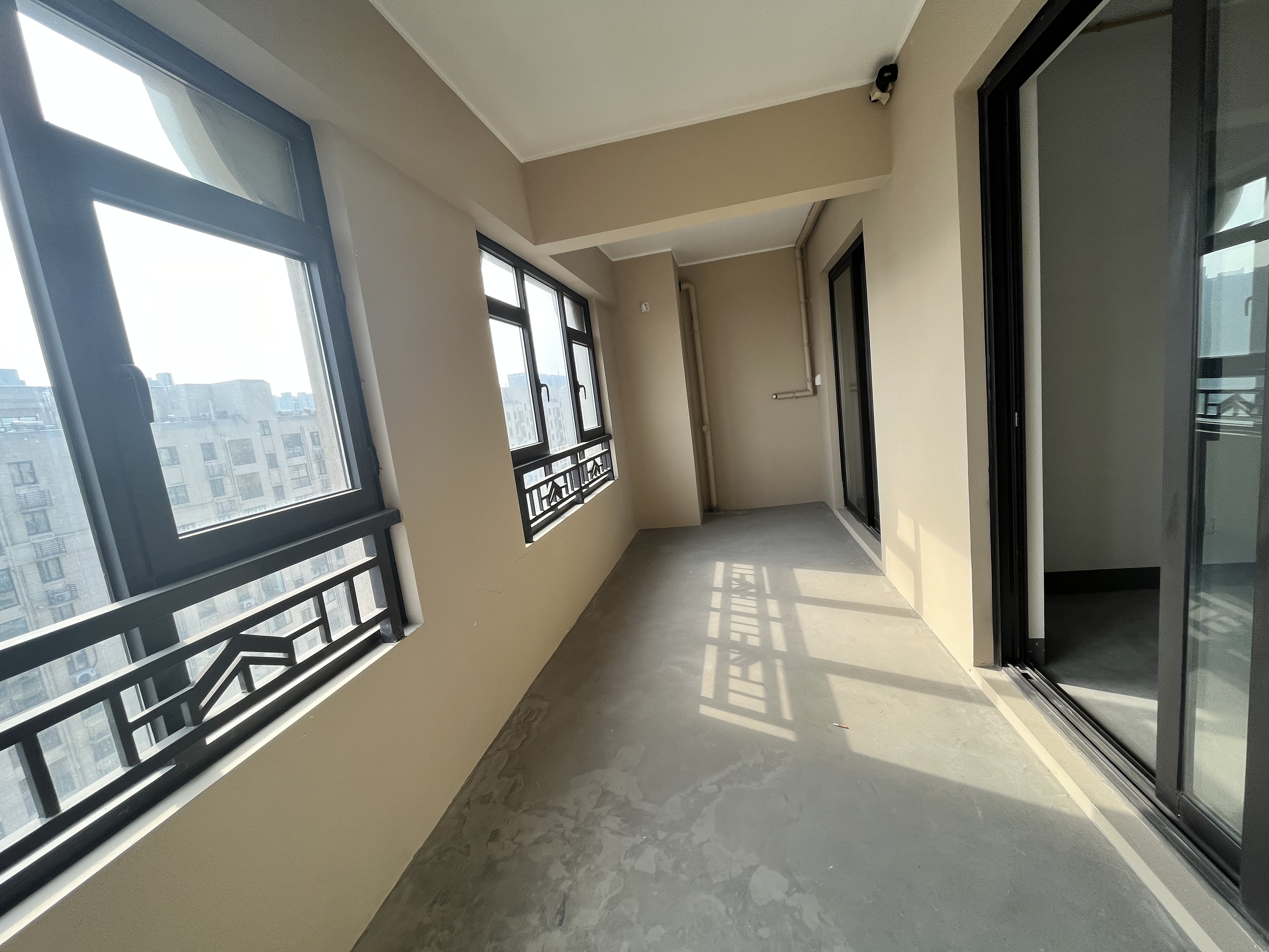 招商新城雍景湾 4室2厅2卫 139m²