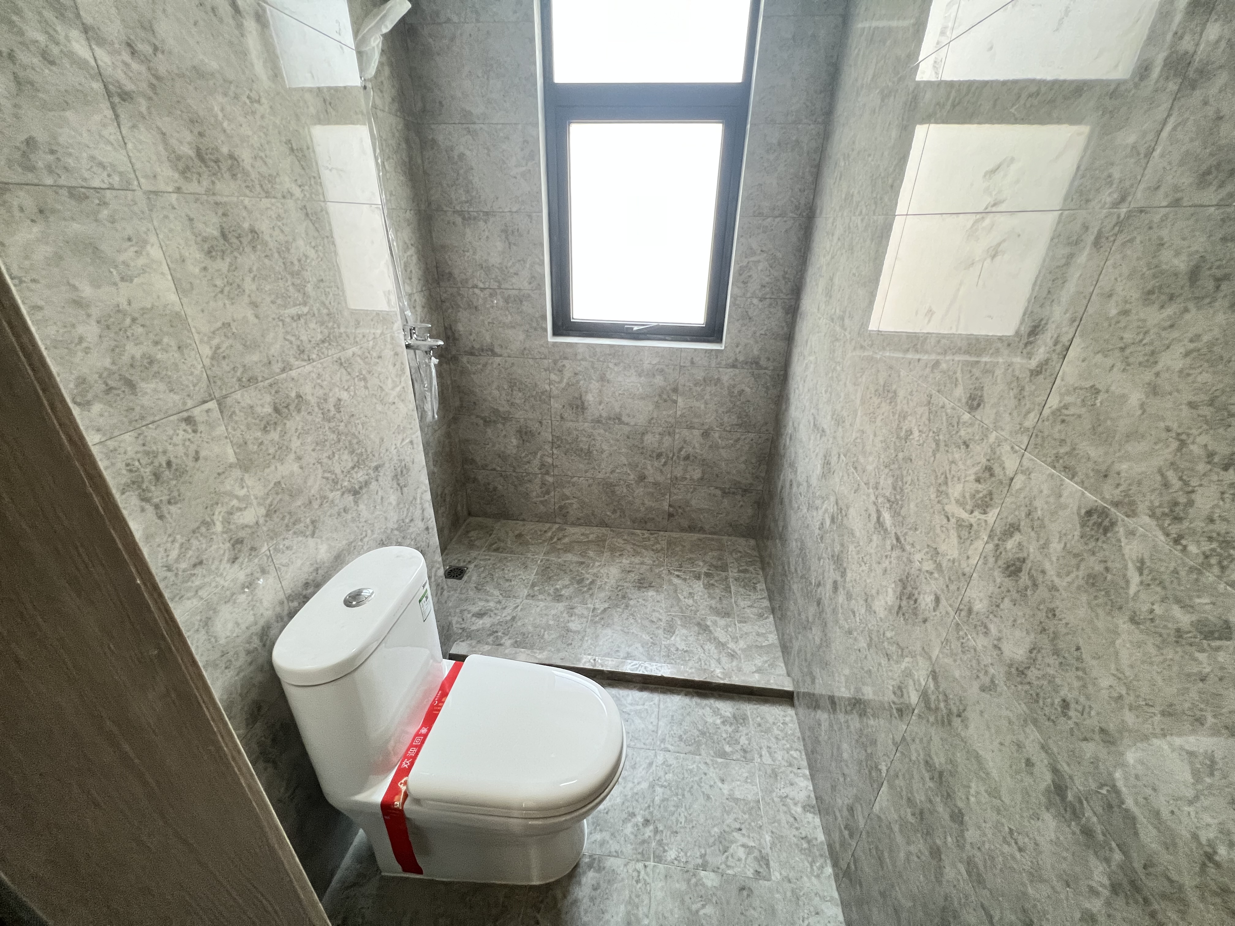 时光漫城 4室2厅2卫 140m&sup2;