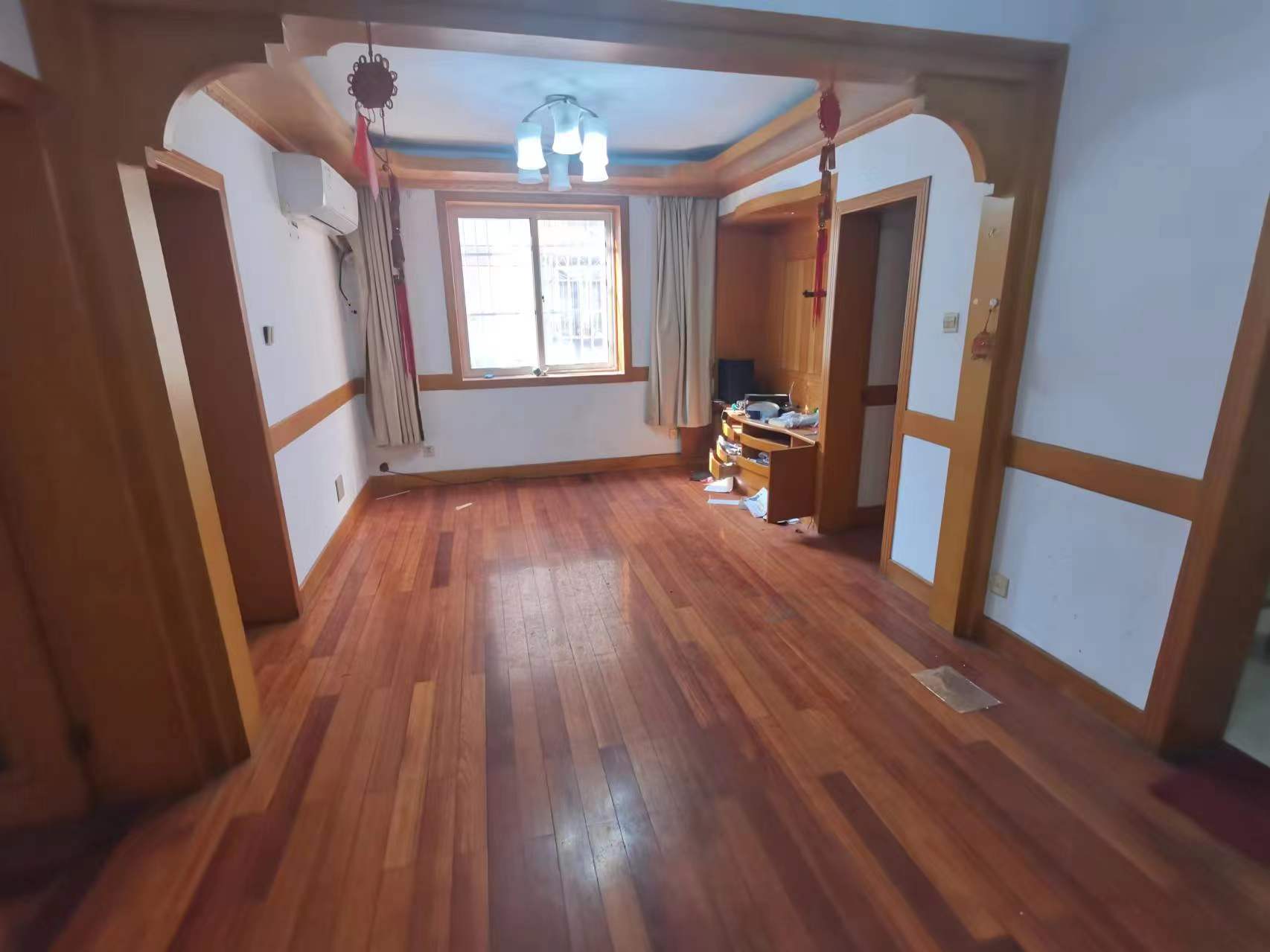 龙王桥新村 3室1厅1卫 102.00m²