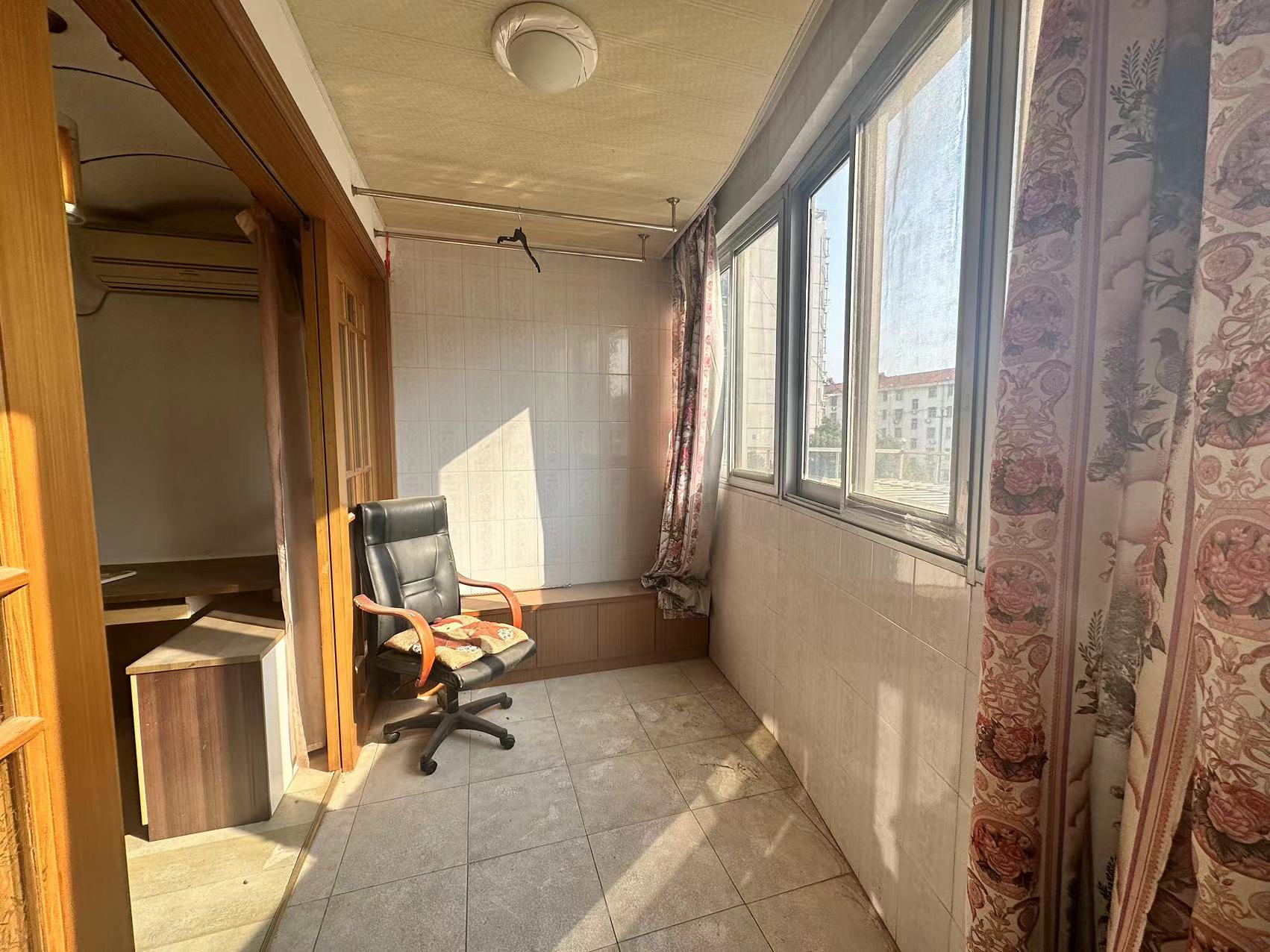 八角亭小区 3室2厅1卫 117.00m&sup2;