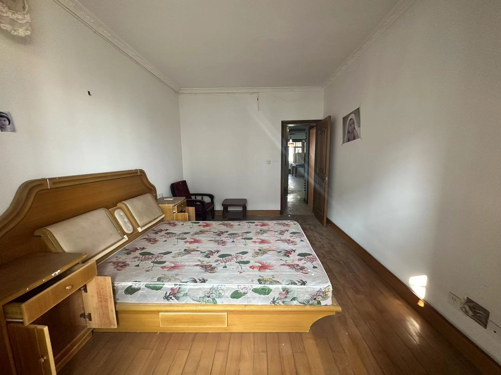 八角亭小区 3室2厅1卫 117.00m&sup2;
