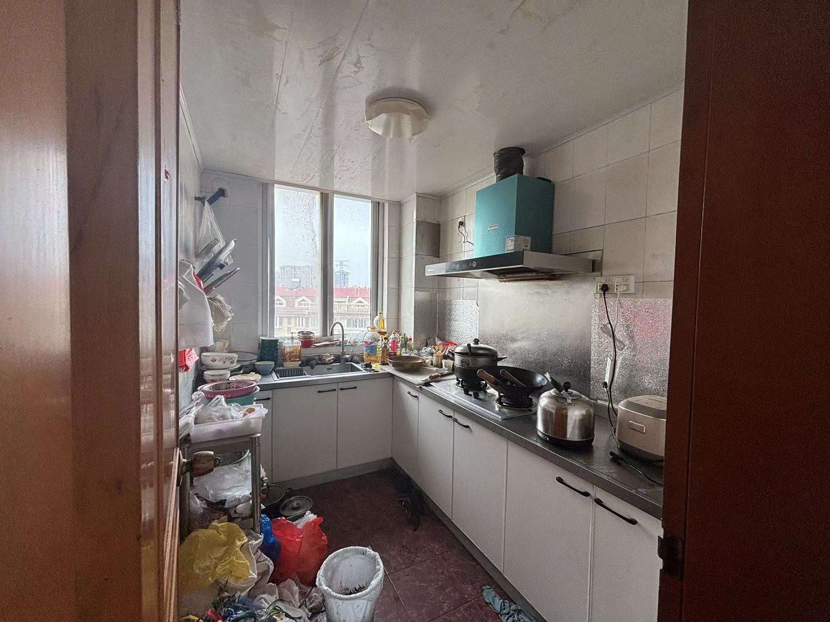 外滩小区 3室1厅1卫 122.00m&sup2;