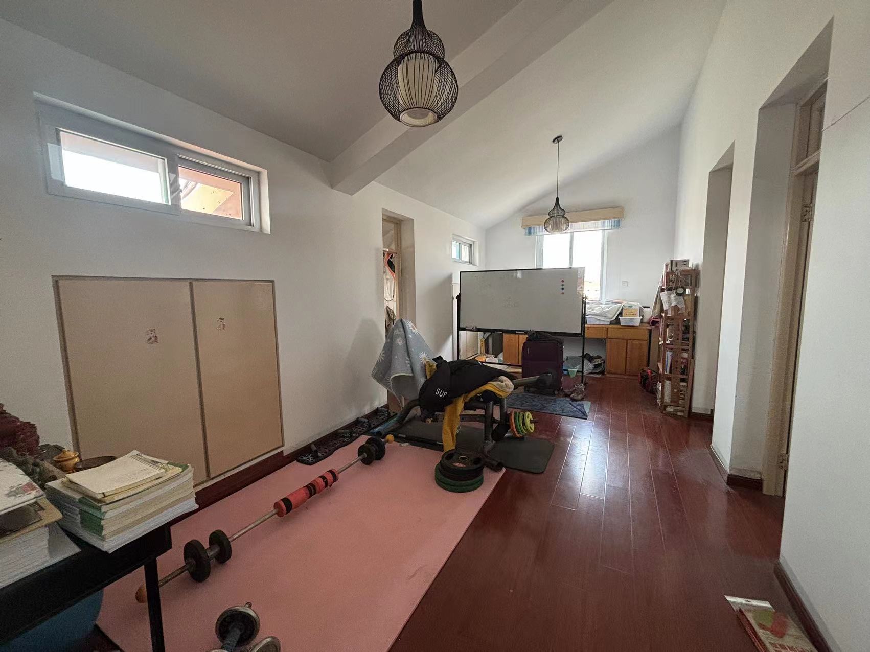 外滩小区 3室1厅1卫 122.00m&sup2;