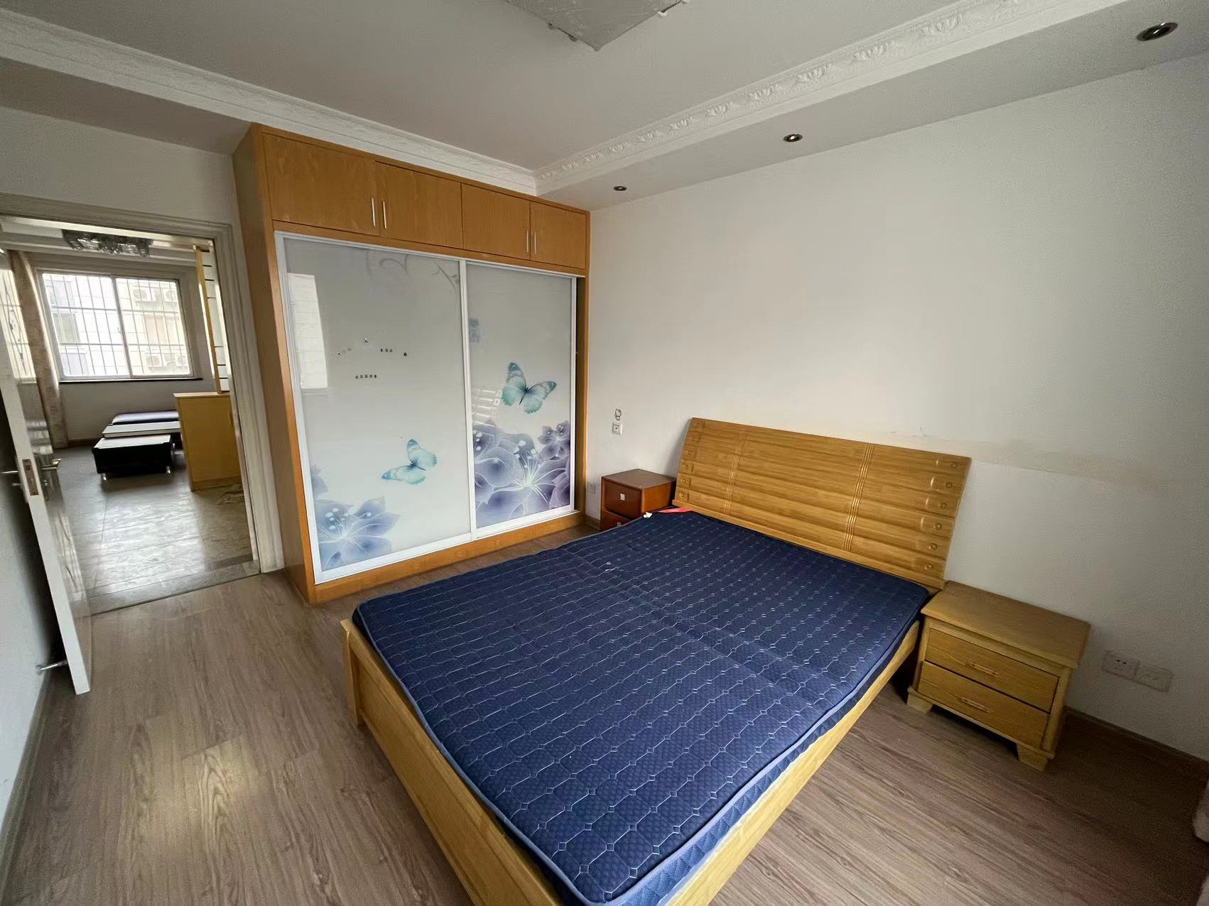 晨苑 3室2厅1卫 125.00m&sup2;