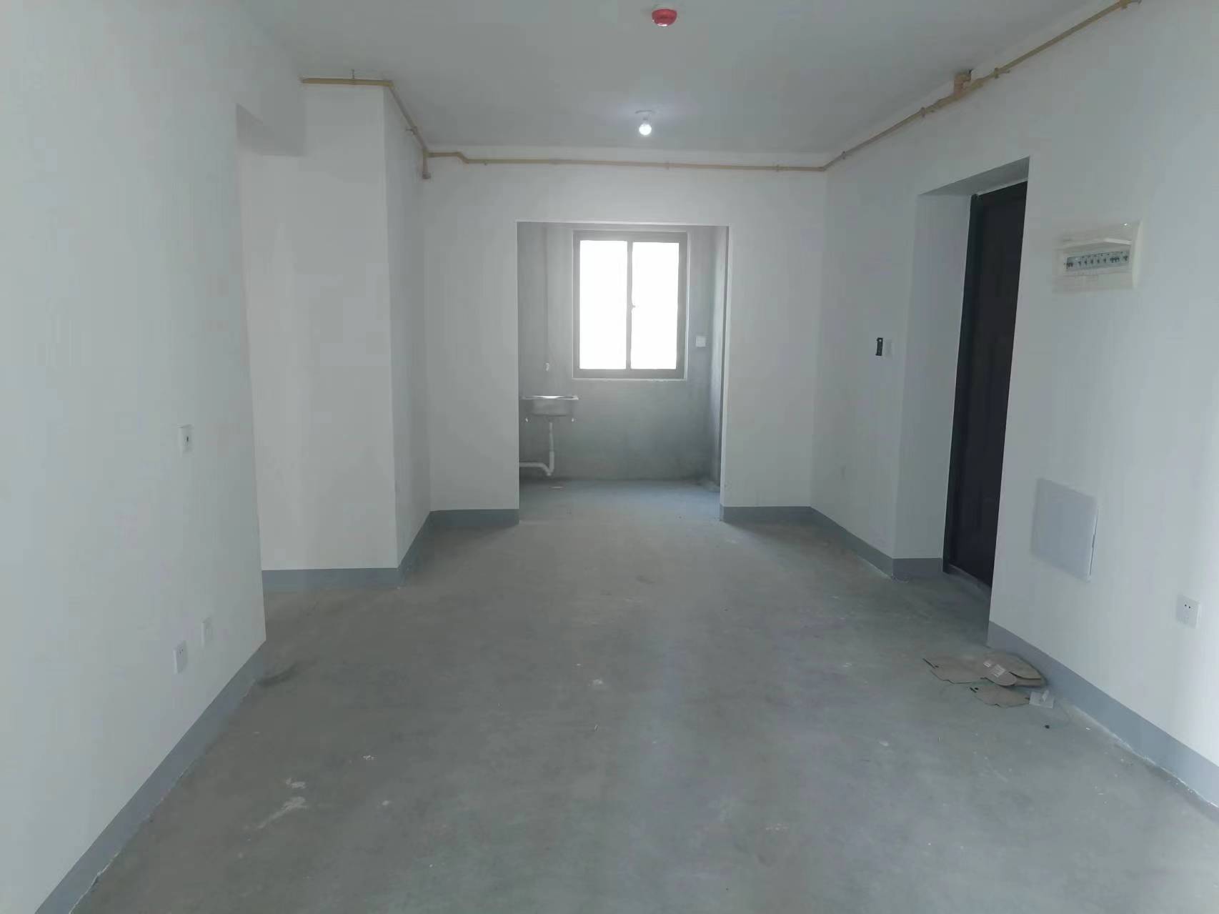 绿地新里城 3室2厅2卫 106m&sup2;
