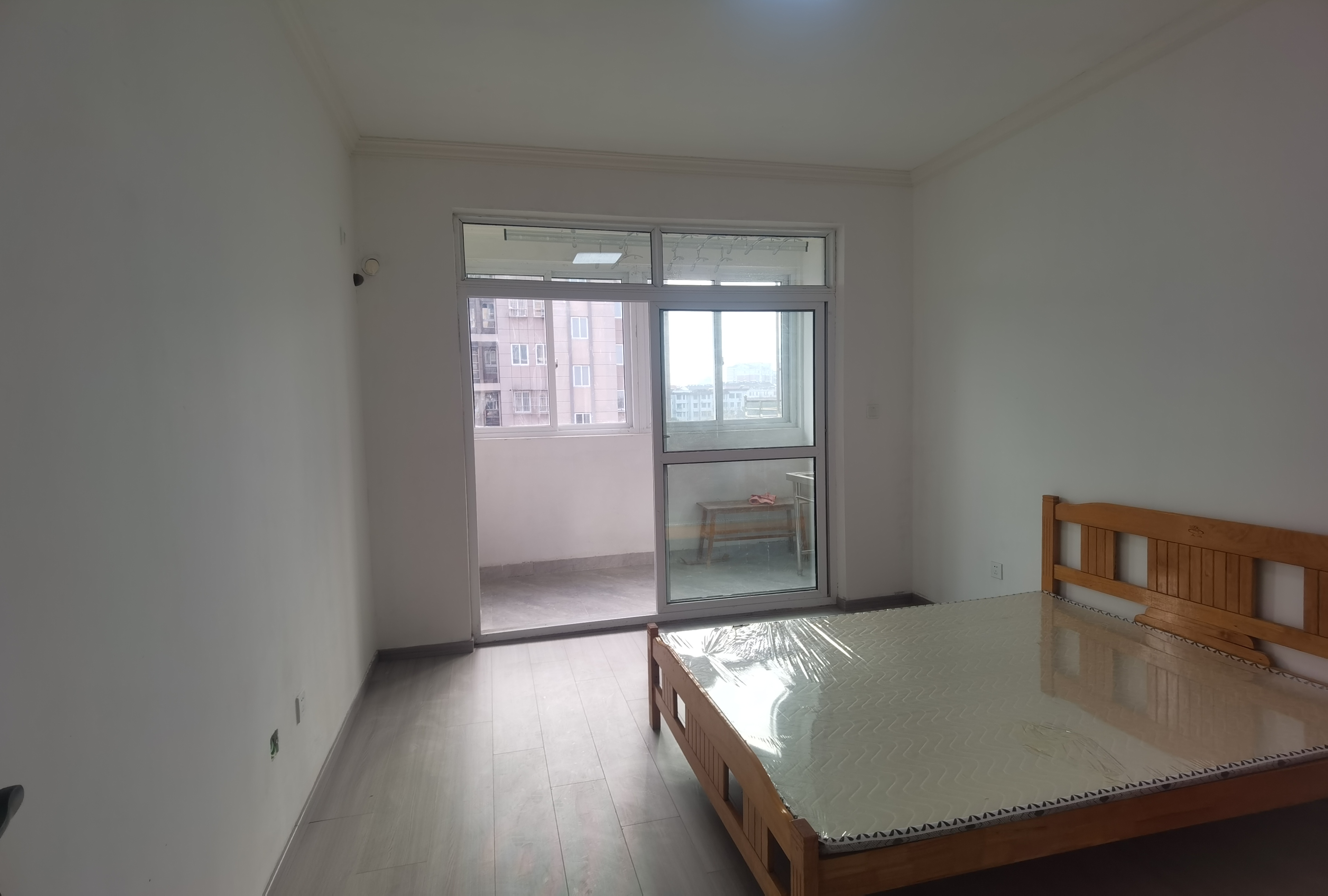 金韵华庭 2室1厅1卫 75m&sup2;