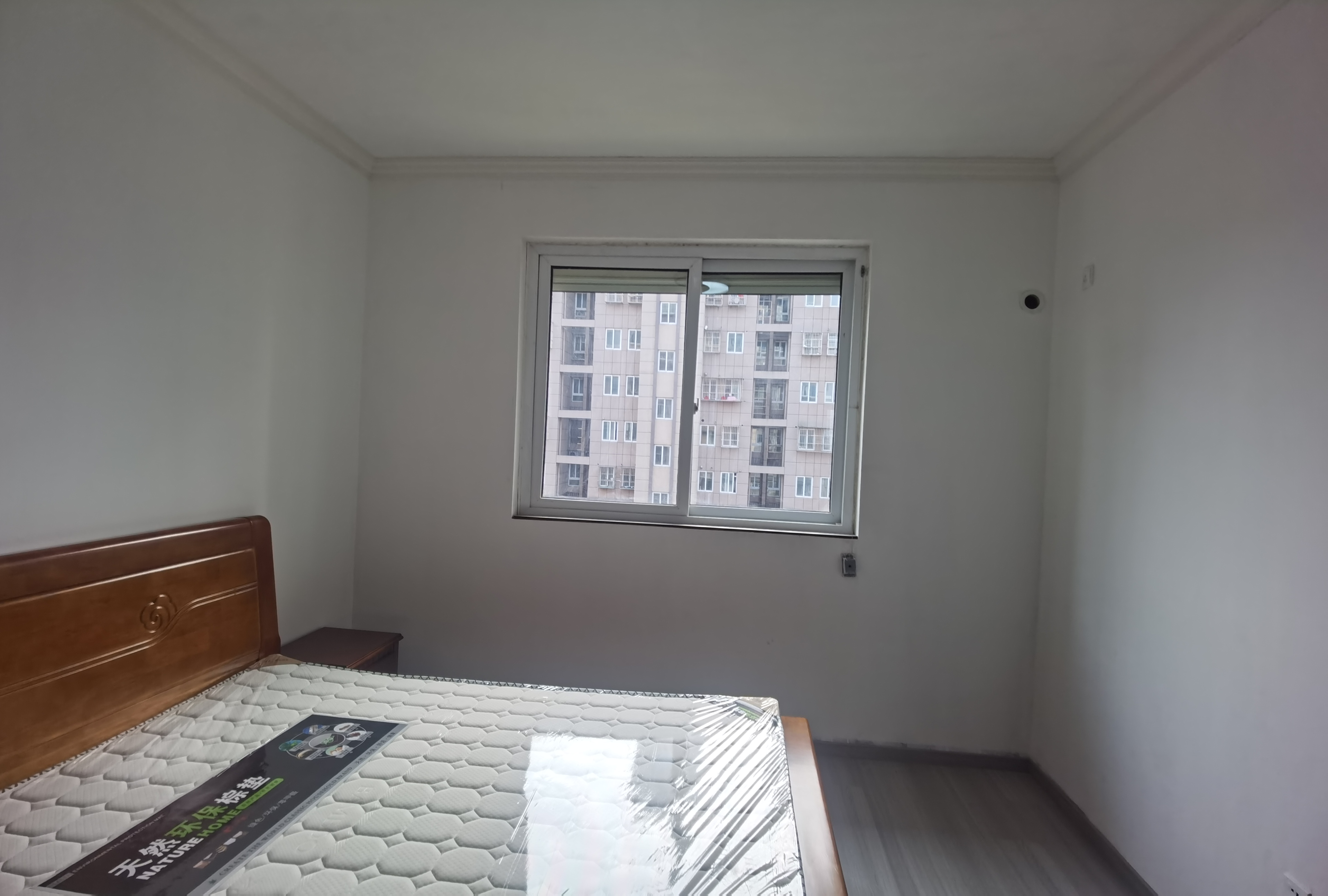 金韵华庭 2室1厅1卫 75m&sup2;