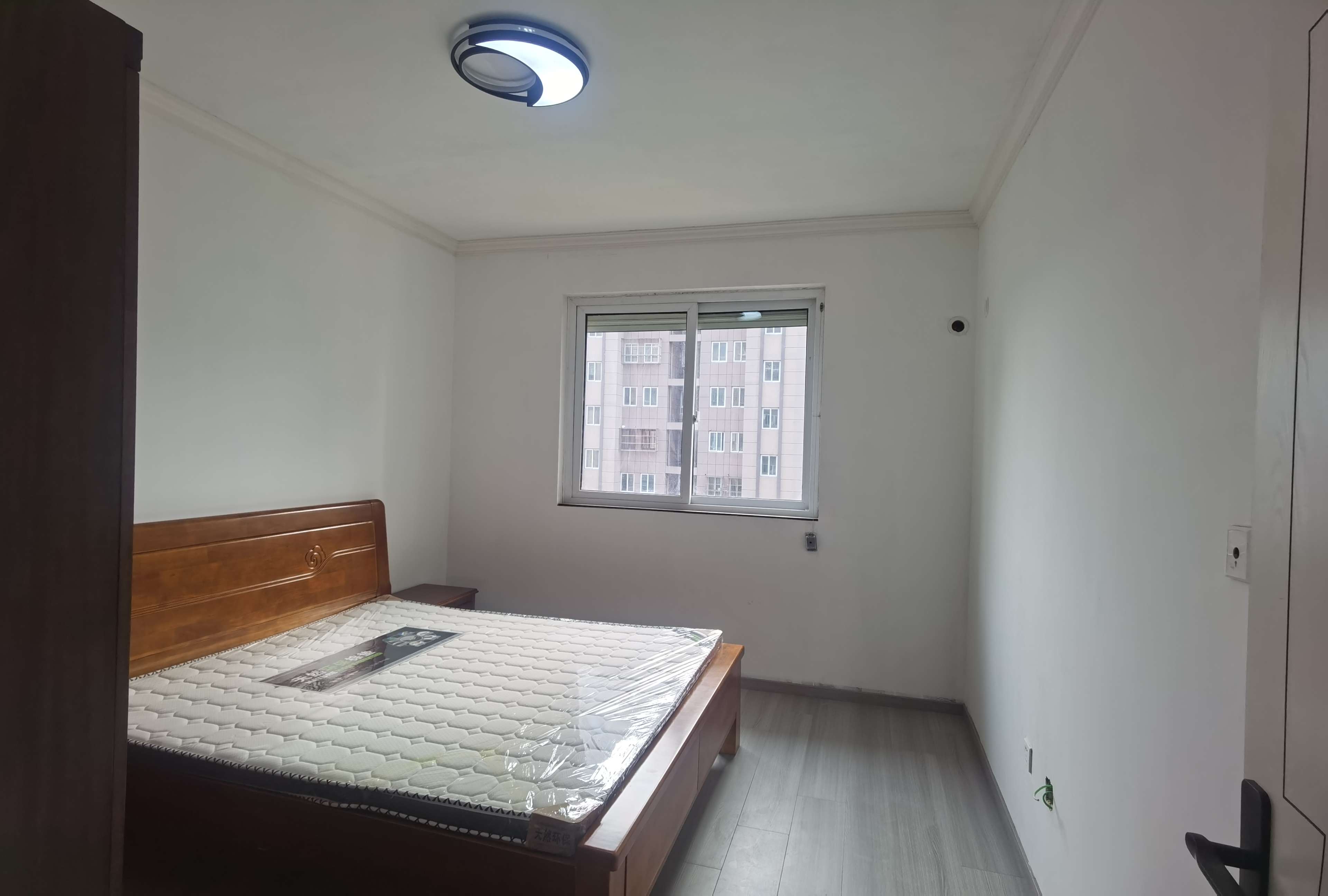金韵华庭 2室1厅1卫 75m&sup2;
