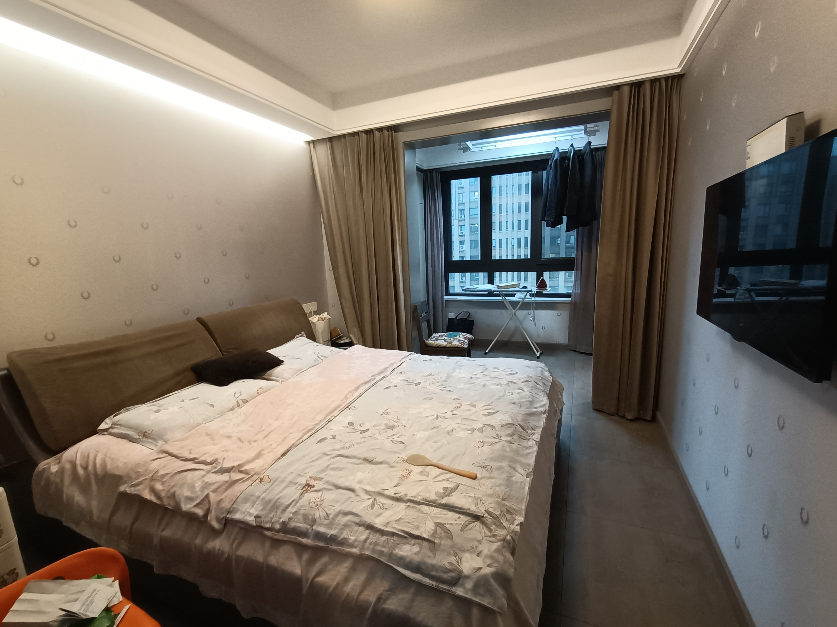 星光耀广场 4室2厅2卫 188.00m&sup2;
