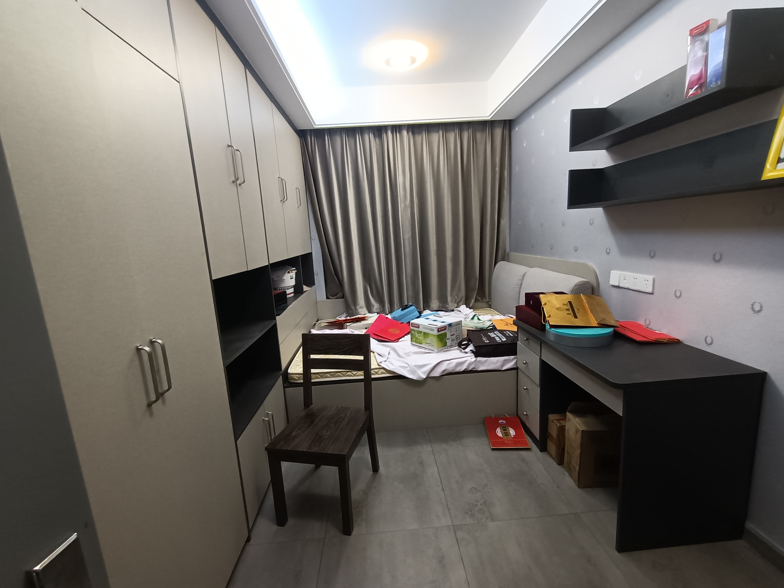 星光耀广场 4室2厅2卫 188.00m&sup2;