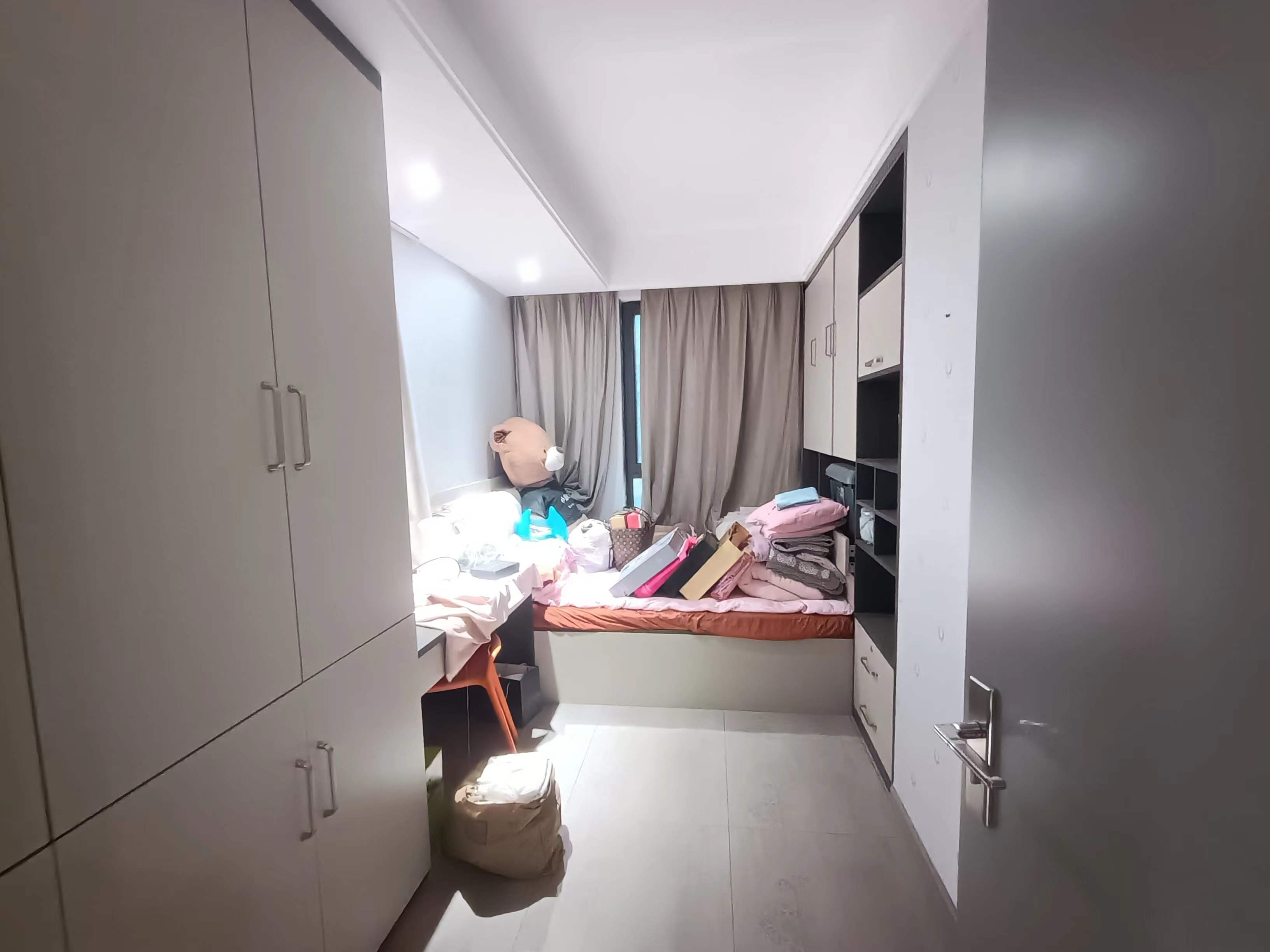 星光耀广场 4室2厅2卫 188.00m&sup2;