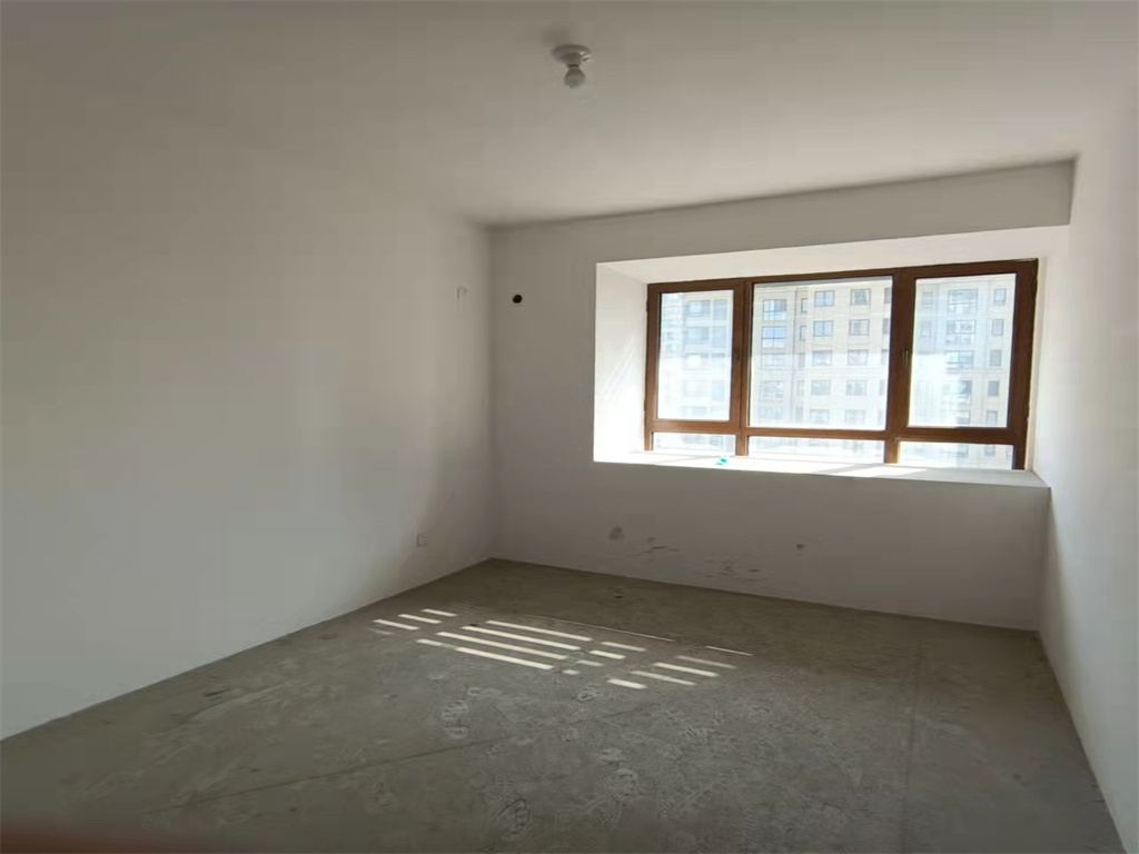 吴中豪景华庭 4室2厅3卫 180m&sup2;