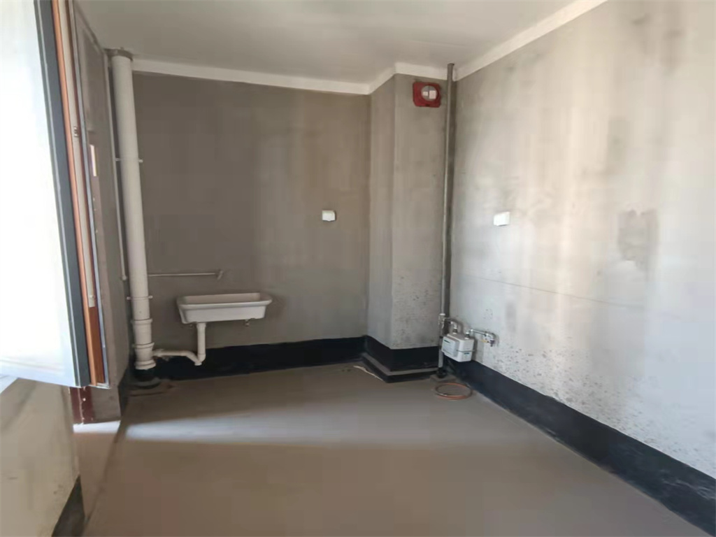吴中豪景华庭 4室2厅3卫 180m&sup2;