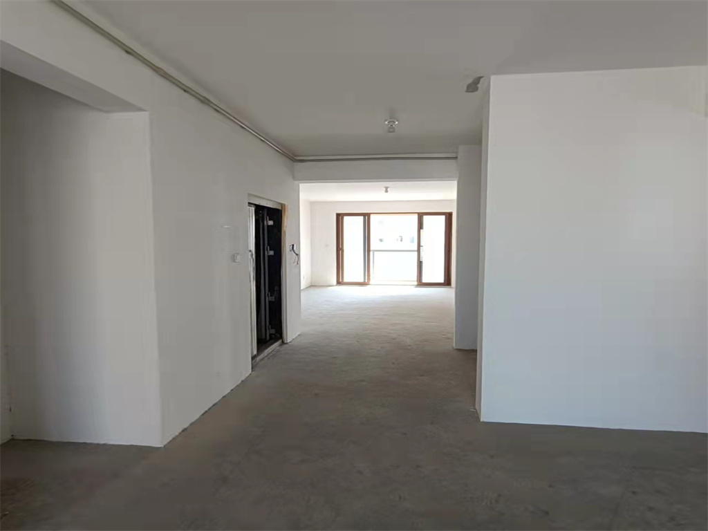 吴中豪景华庭 4室2厅3卫 180m&sup2;