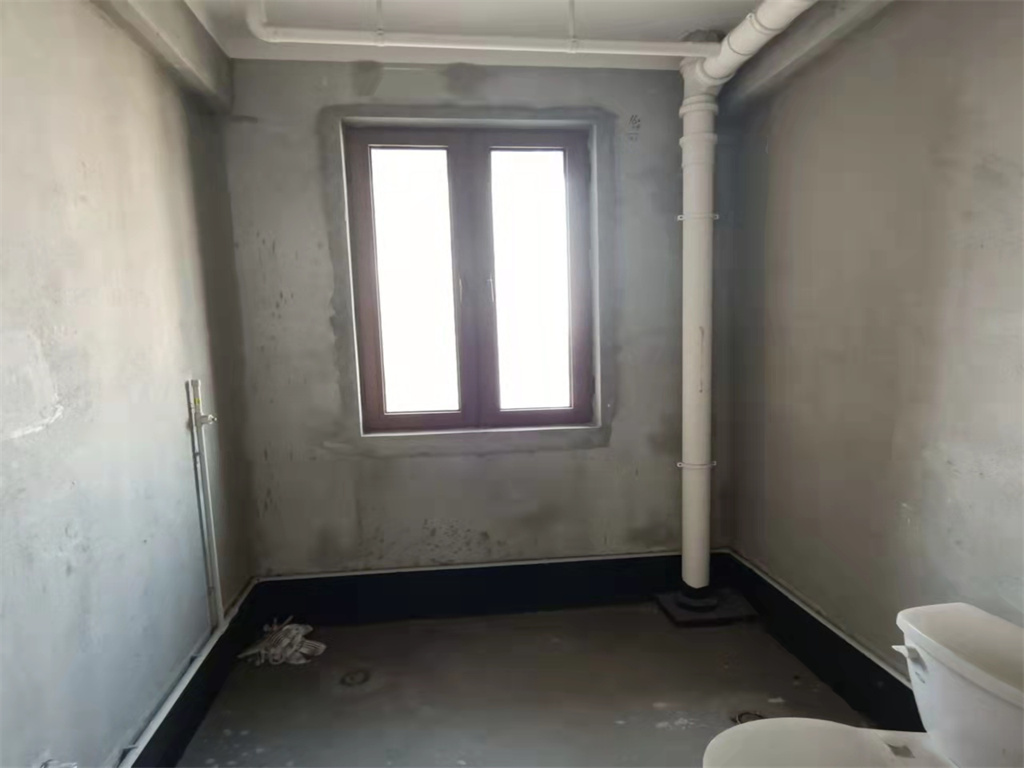 吴中豪景华庭 4室2厅3卫 180m&sup2;