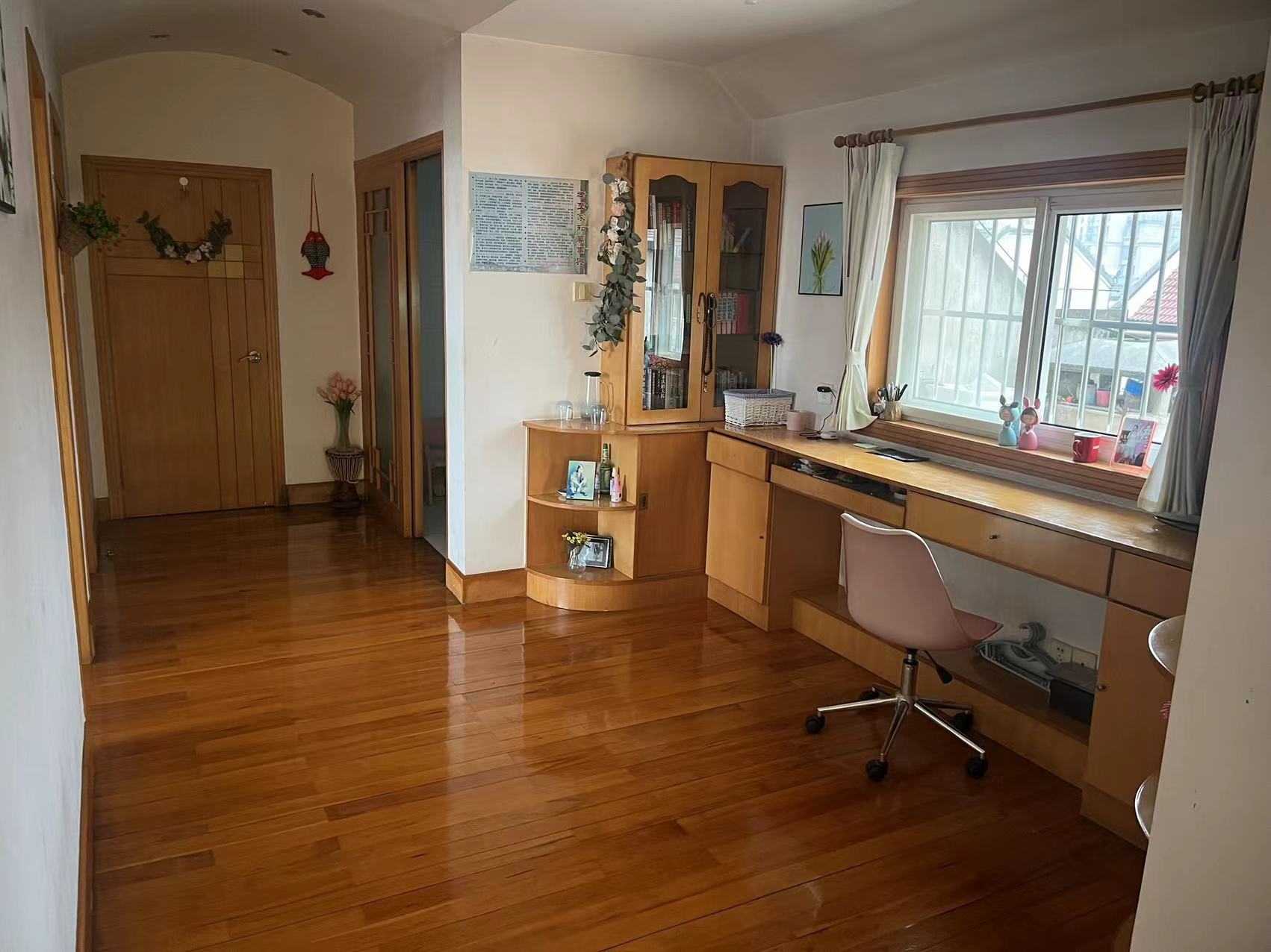 千禧园 4室3厅2卫 120.92m&sup2;