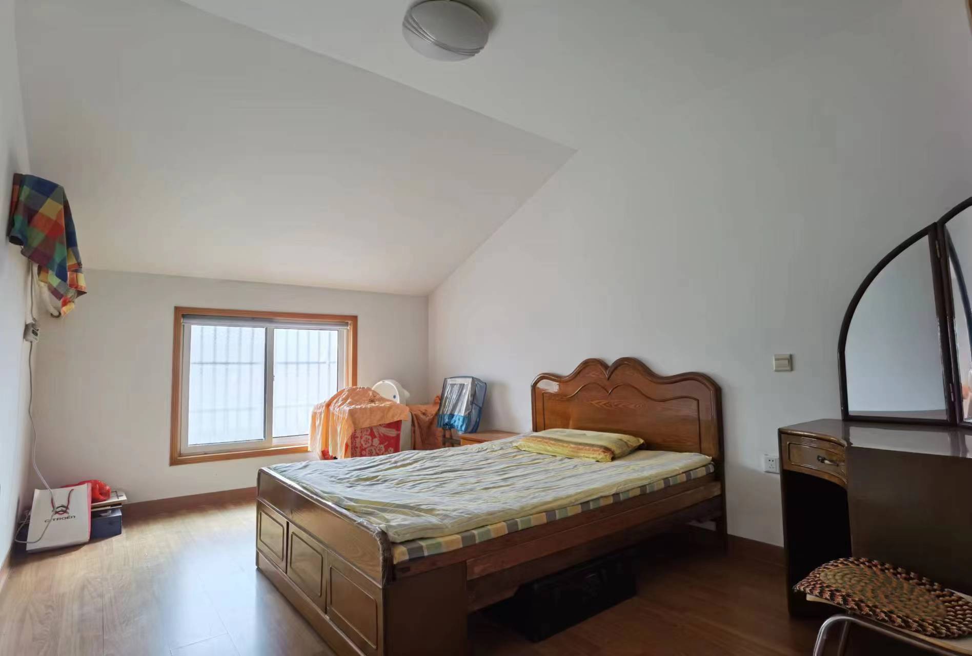 南川园东区 3室2厅1卫 130.00m&sup2;