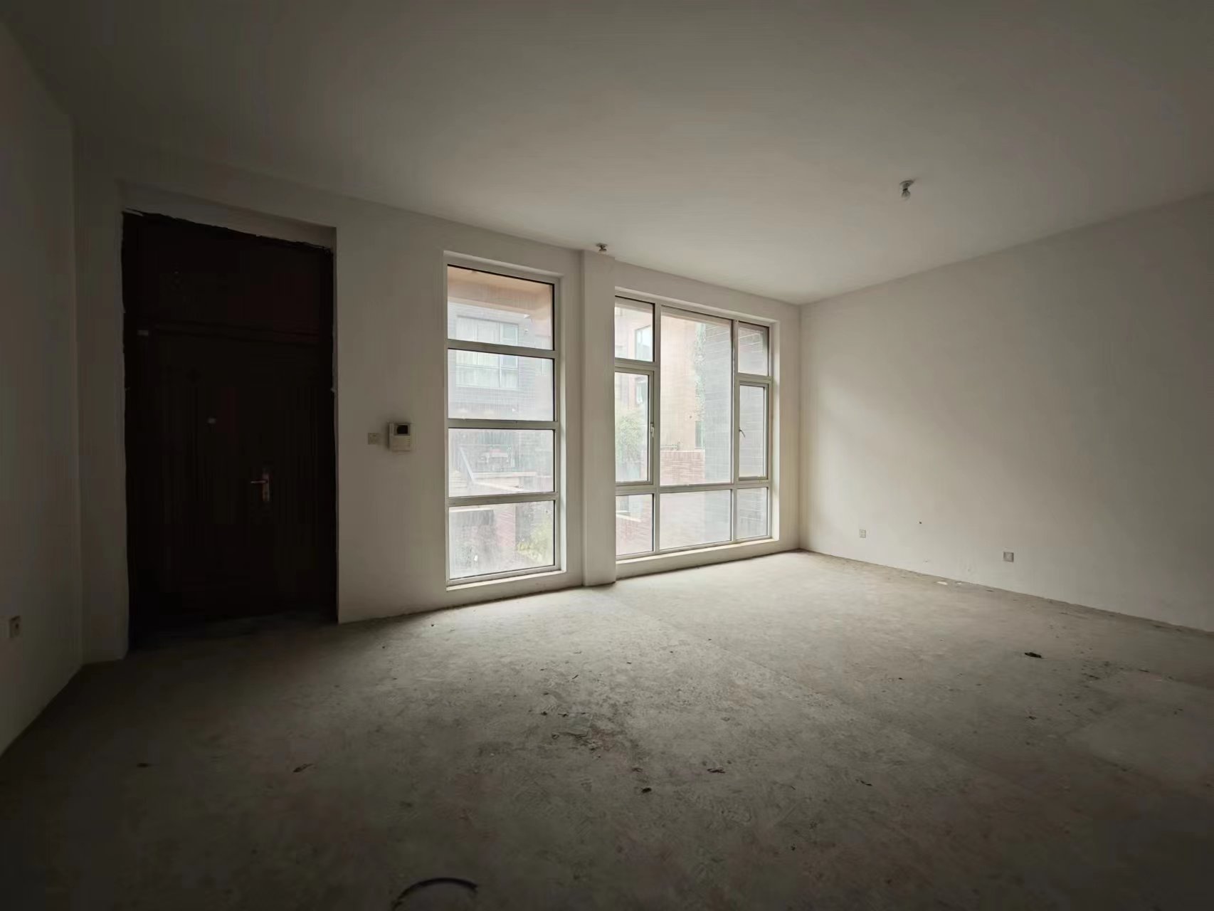 第九园 5室2厅3卫 328.45m&sup2;