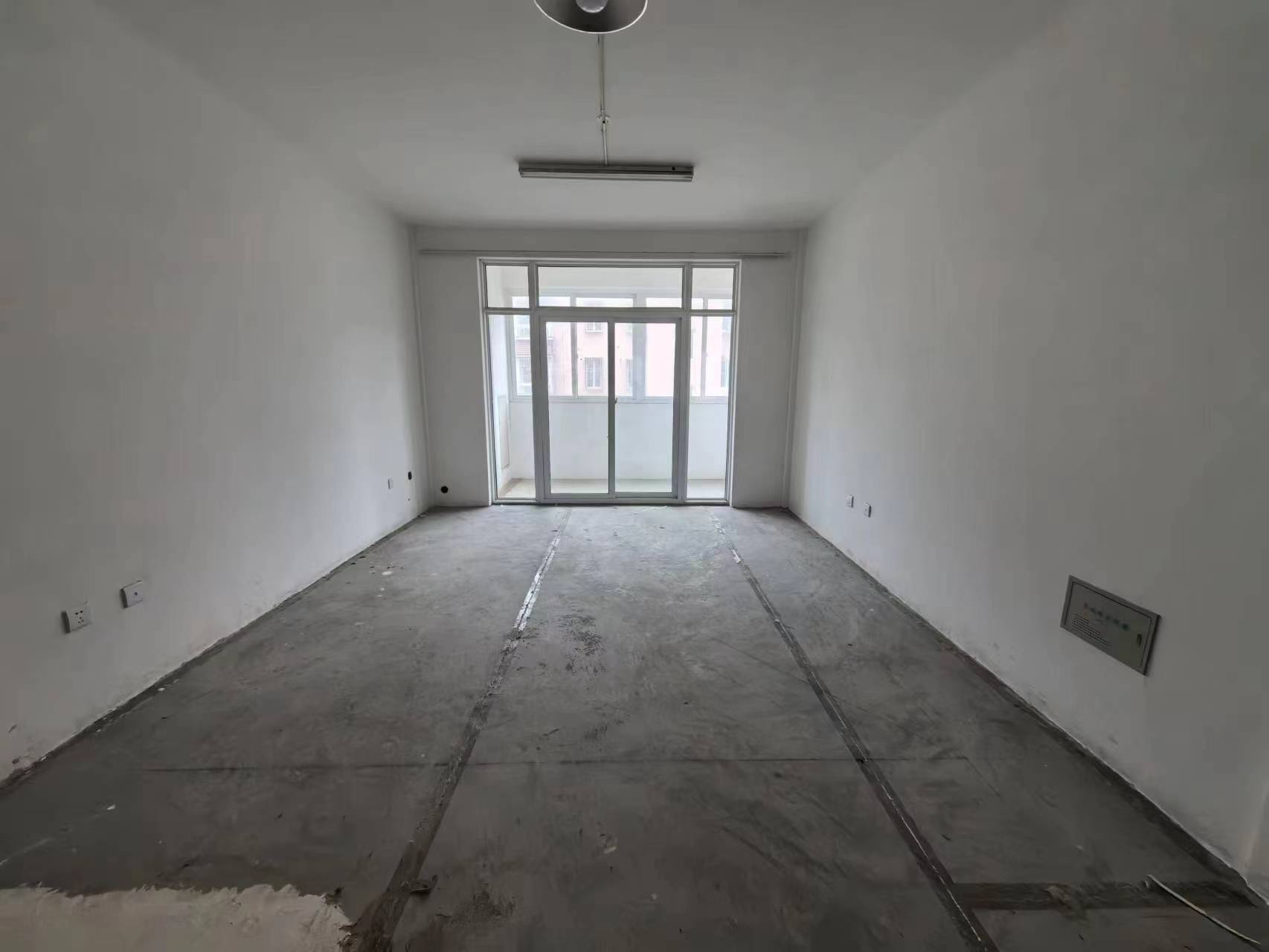 天虹苑 2室2厅1卫 98.00m²