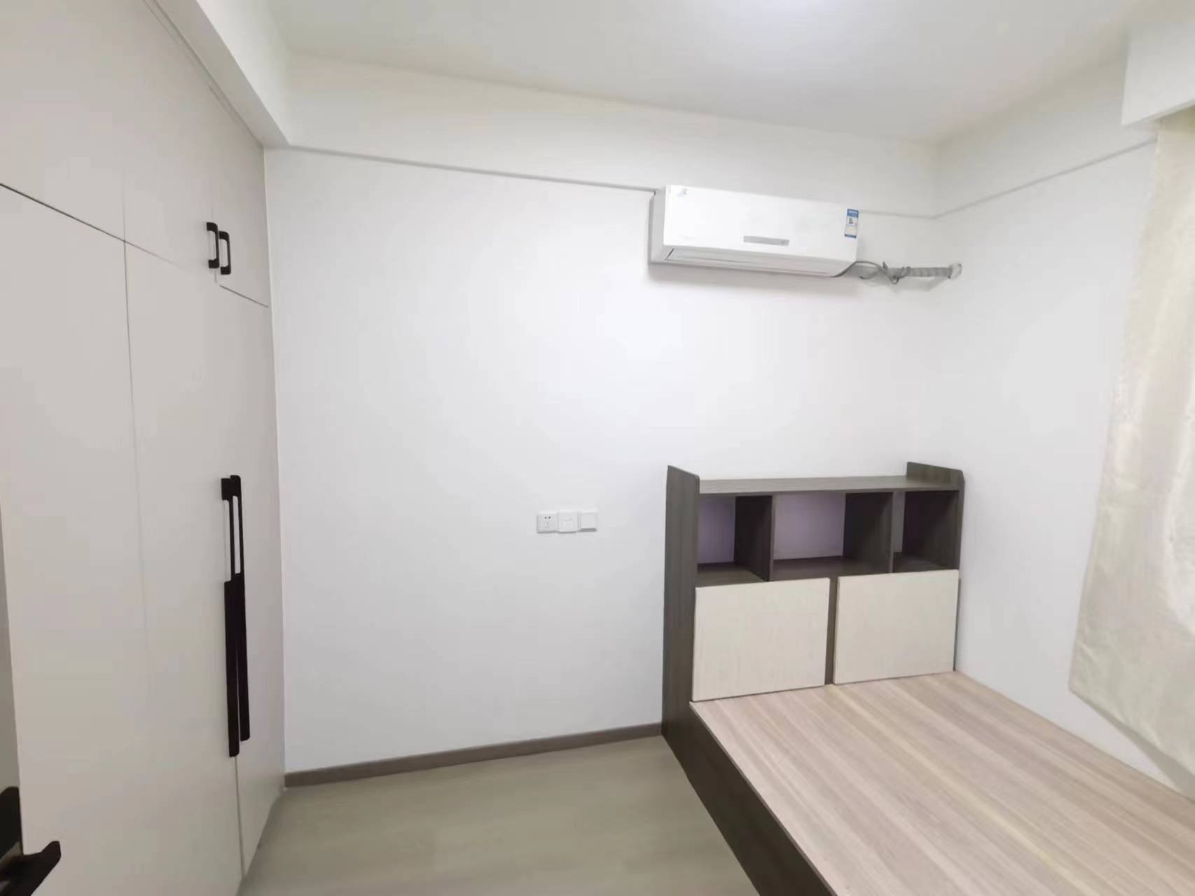 景瑞御府 2室1厅1卫 80.00m&sup2;
