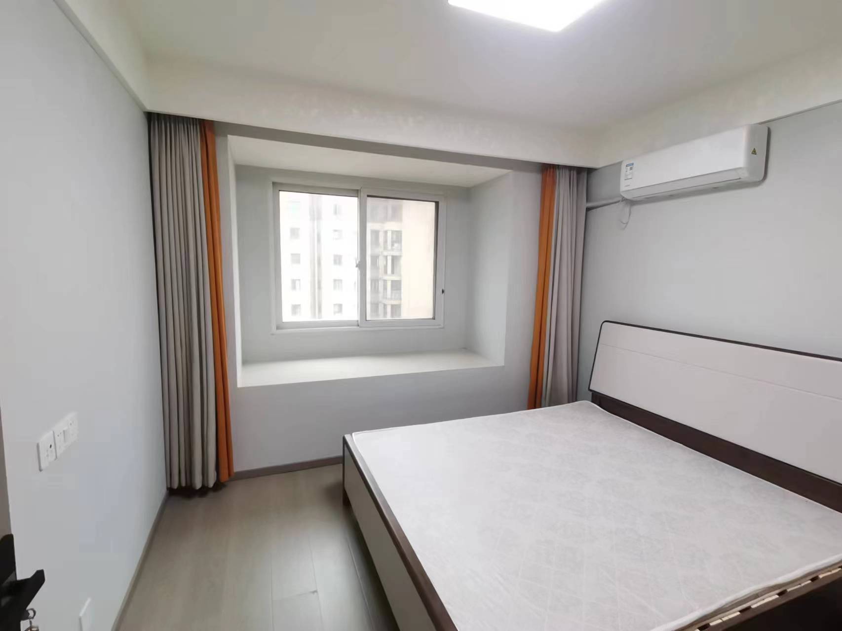景瑞御府 2室1厅1卫 80.00m&sup2;