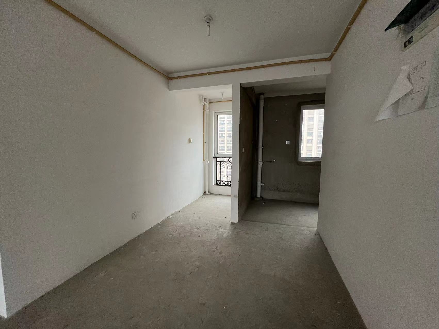中南世纪花城二期 3室2厅2卫 137.00m²