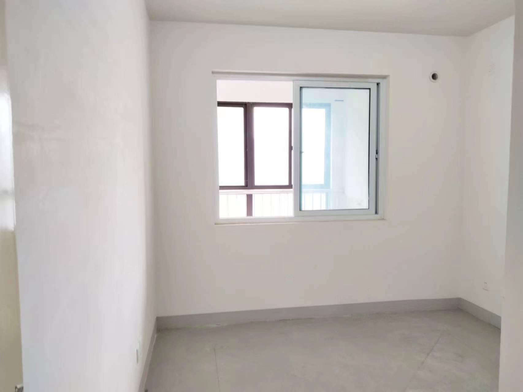 世纪园 3室2厅2卫 139.8m&sup2;