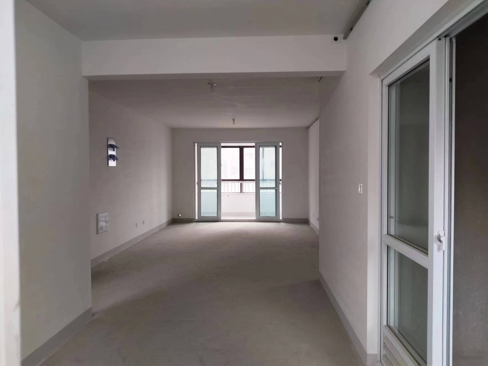 世纪园 3室2厅2卫 139.8m&sup2;