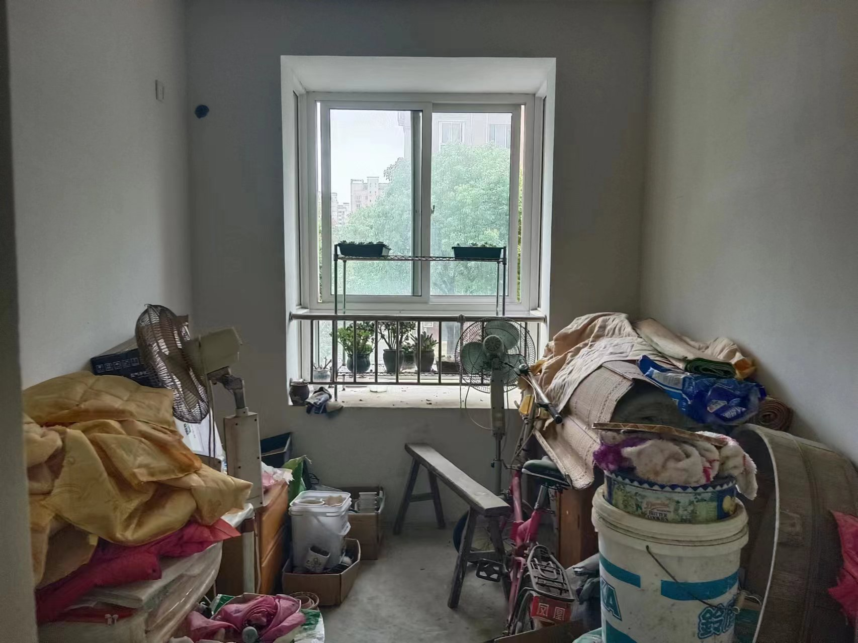天熹苑 3室2厅1卫 105m&sup2;