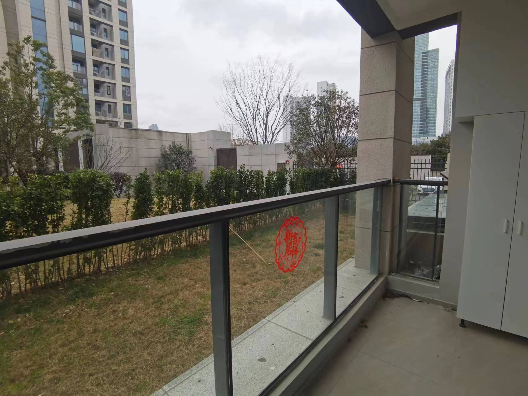 濠悦府 5室3厅3卫 140.00m&sup2;