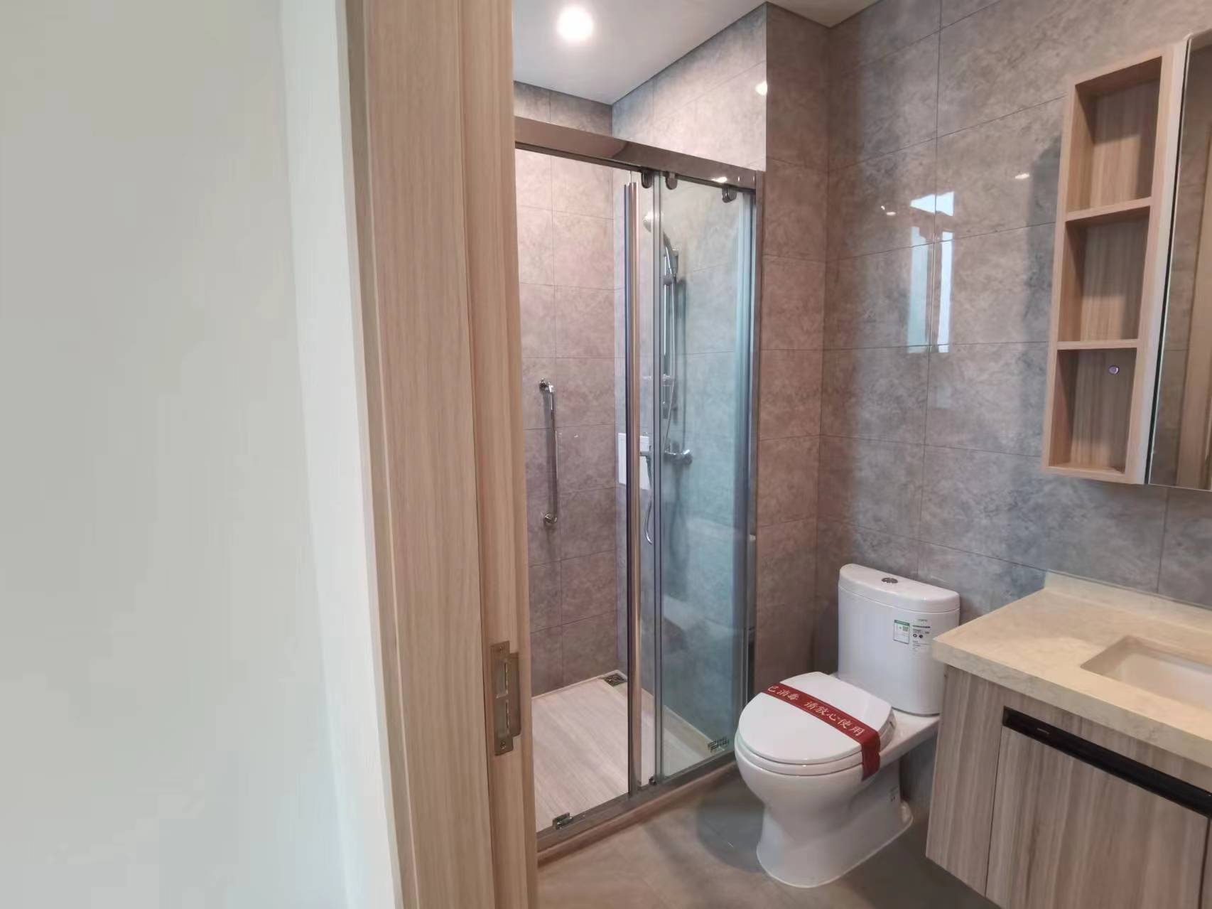 濠悦府 5室3厅3卫 140.00m&sup2;