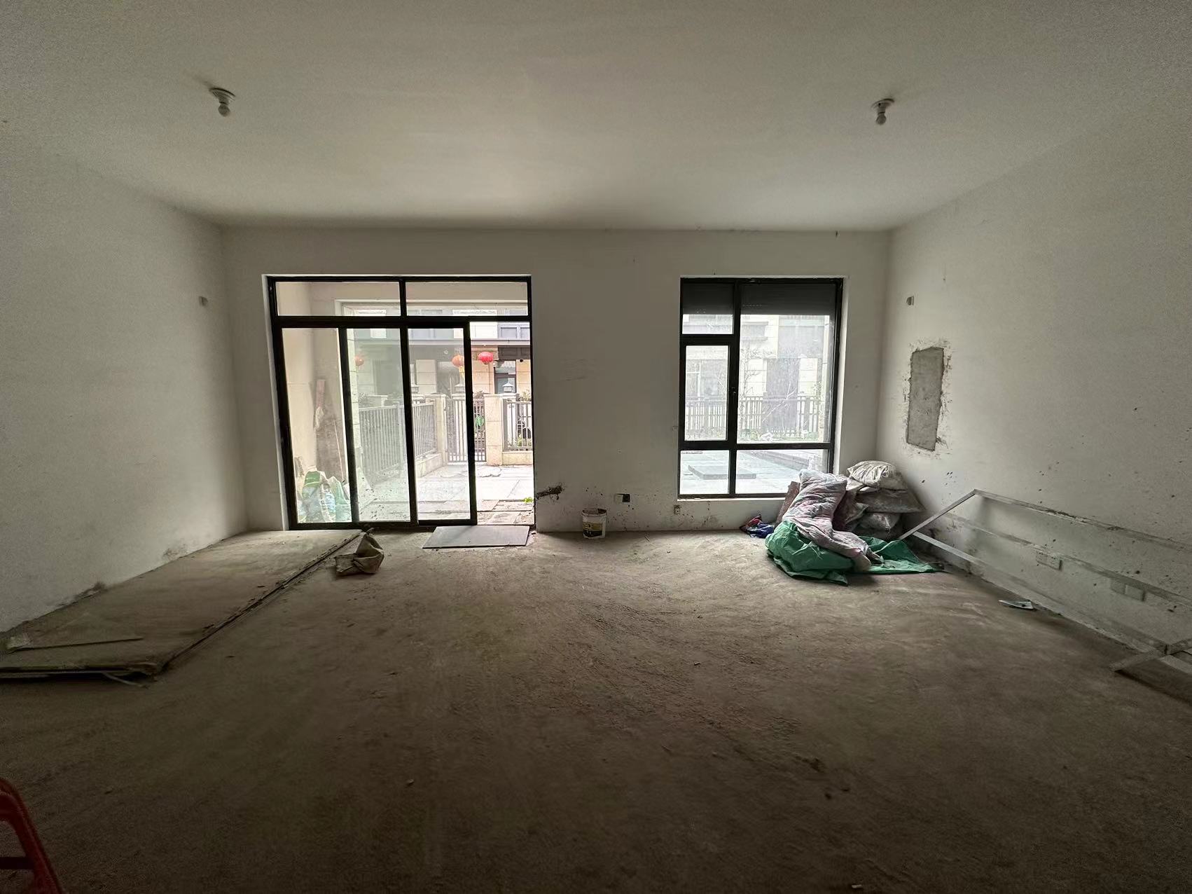 远创紫樾台 5室2厅2卫 359.80m²