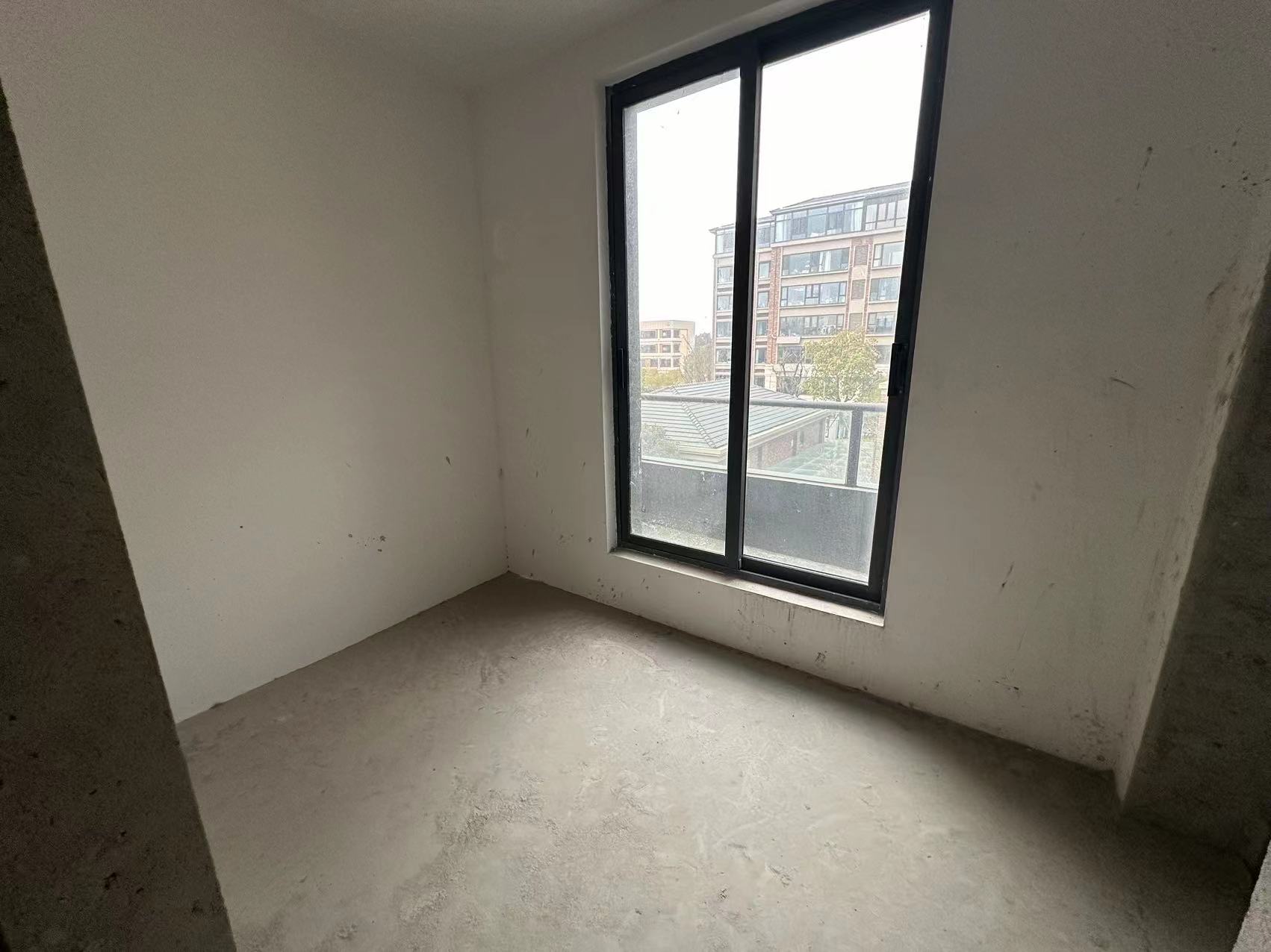 远创紫樾台 5室2厅2卫 359.80m&sup2;