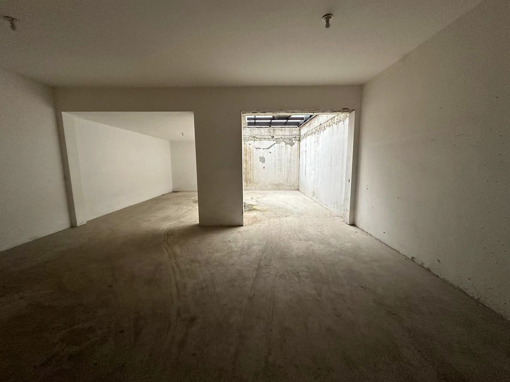 远创紫樾台 5室2厅2卫 359.80m&sup2;