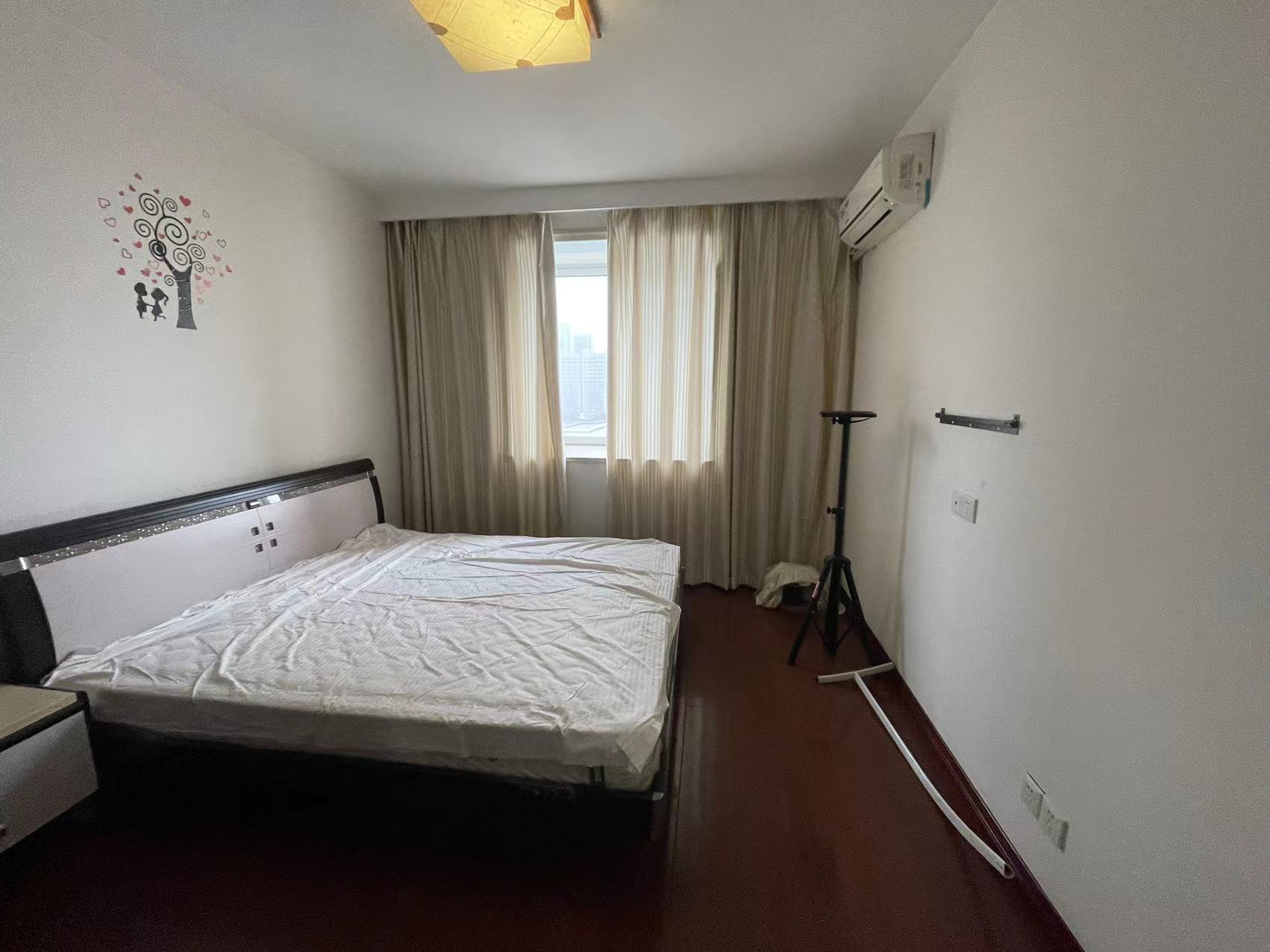 春晖花园 4室3厅2卫 185.57m&sup2;
