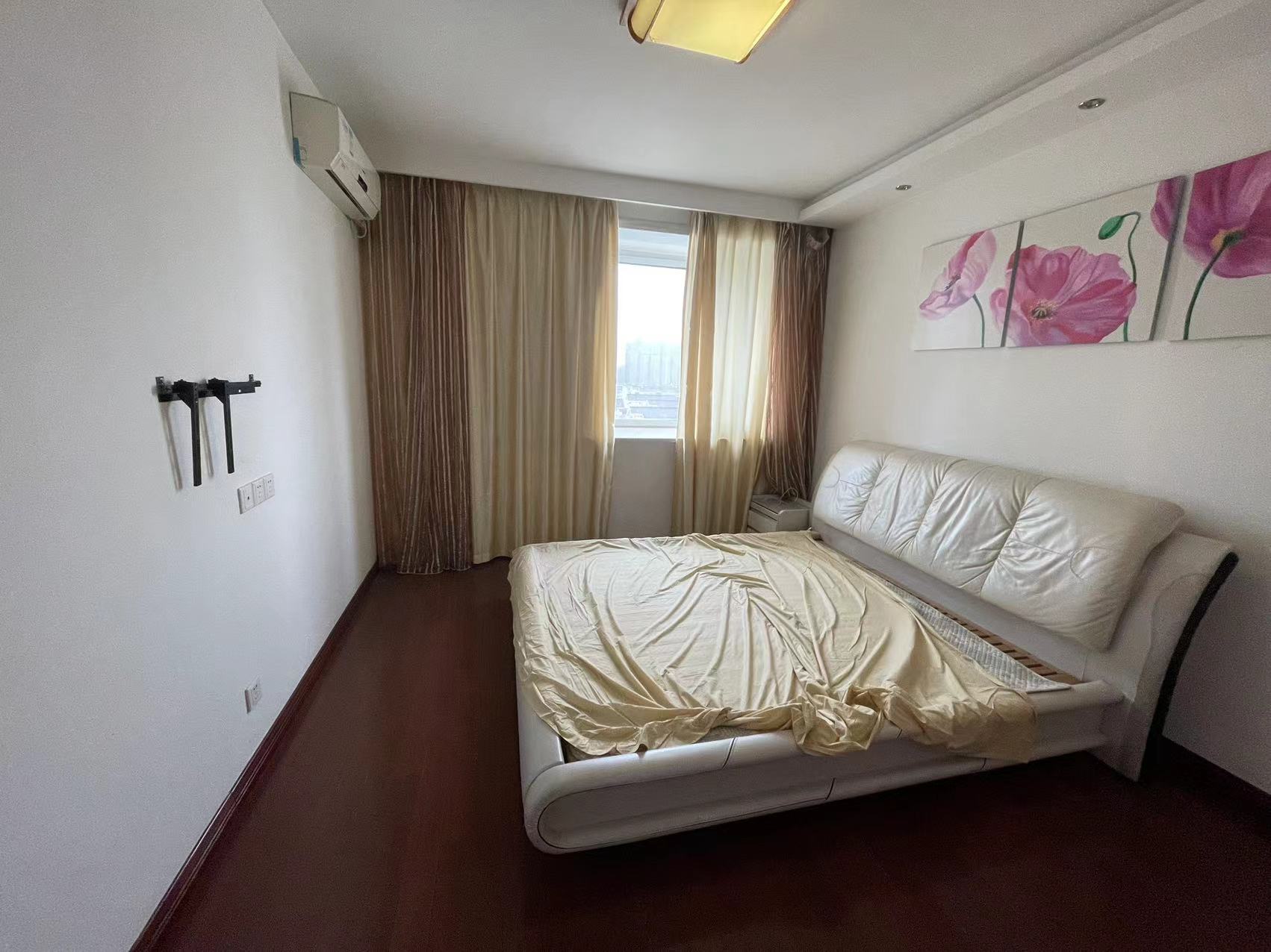 春晖花园 4室3厅2卫 185.57m&sup2;