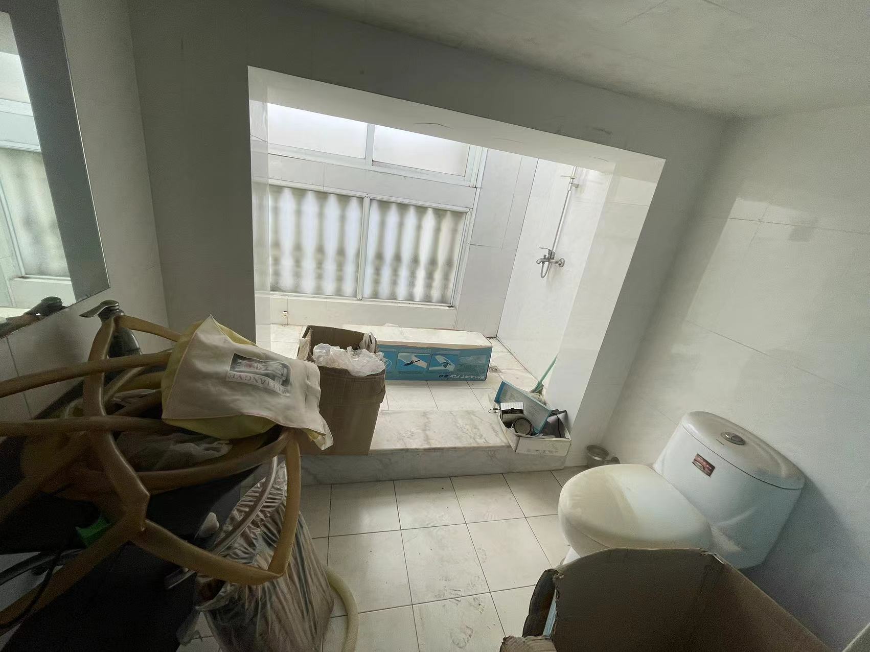 春晖花园 4室3厅2卫 185.57m&sup2;